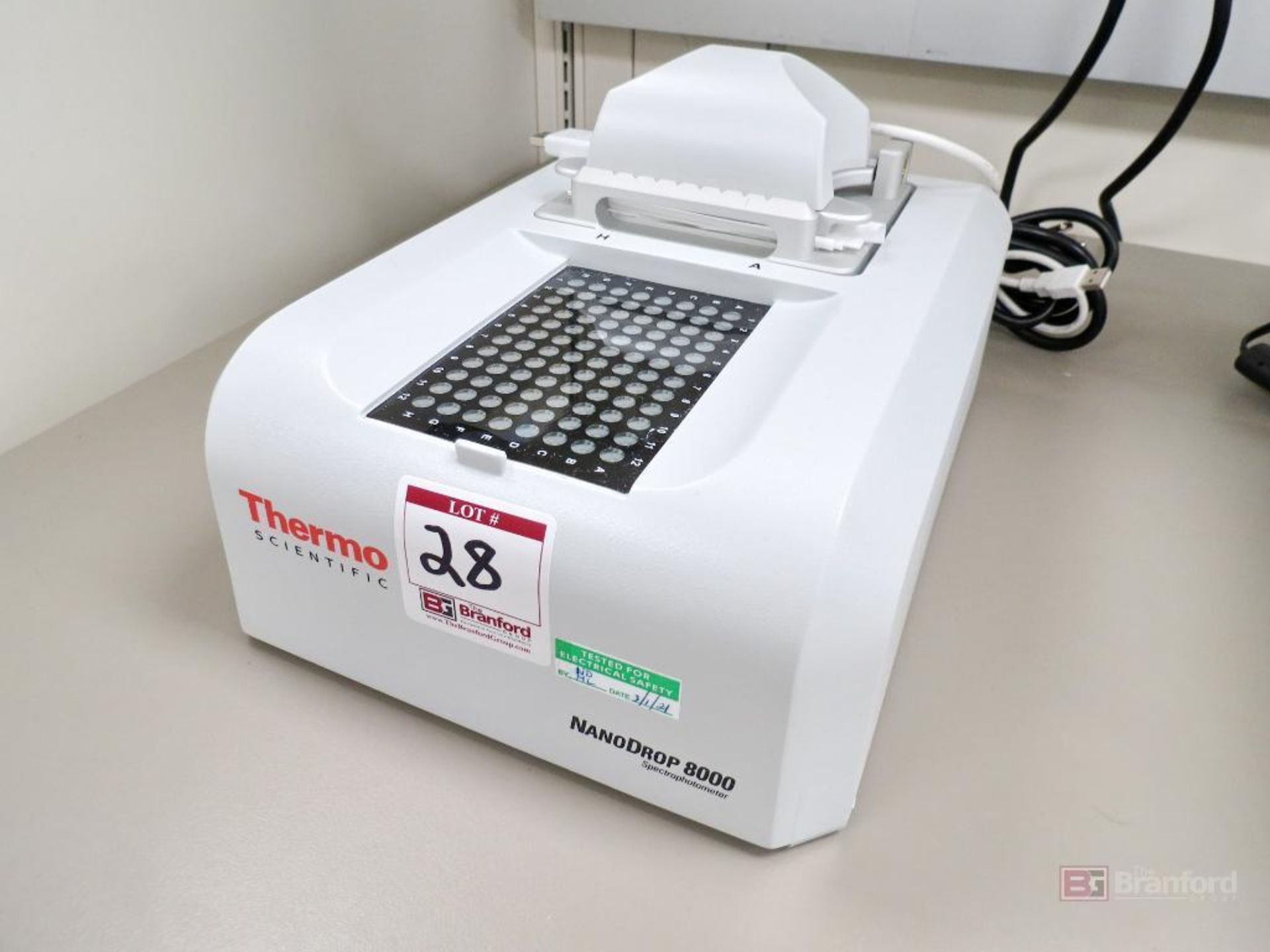 Thermo NanoDrop 8000 Spectrophotometer