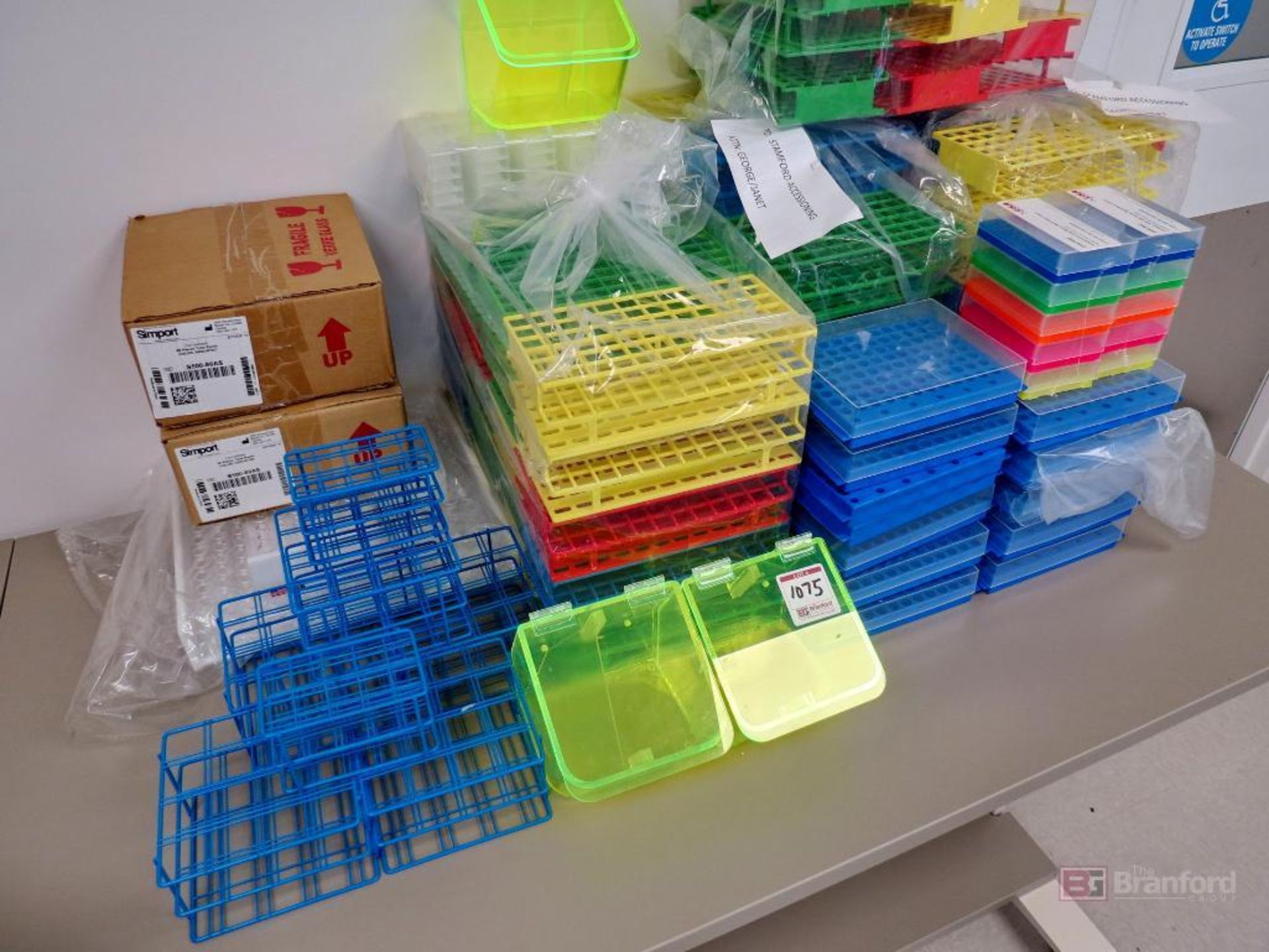 Assorted Plastic and Coated Wire Test Tube Trays - Image 2 of 5