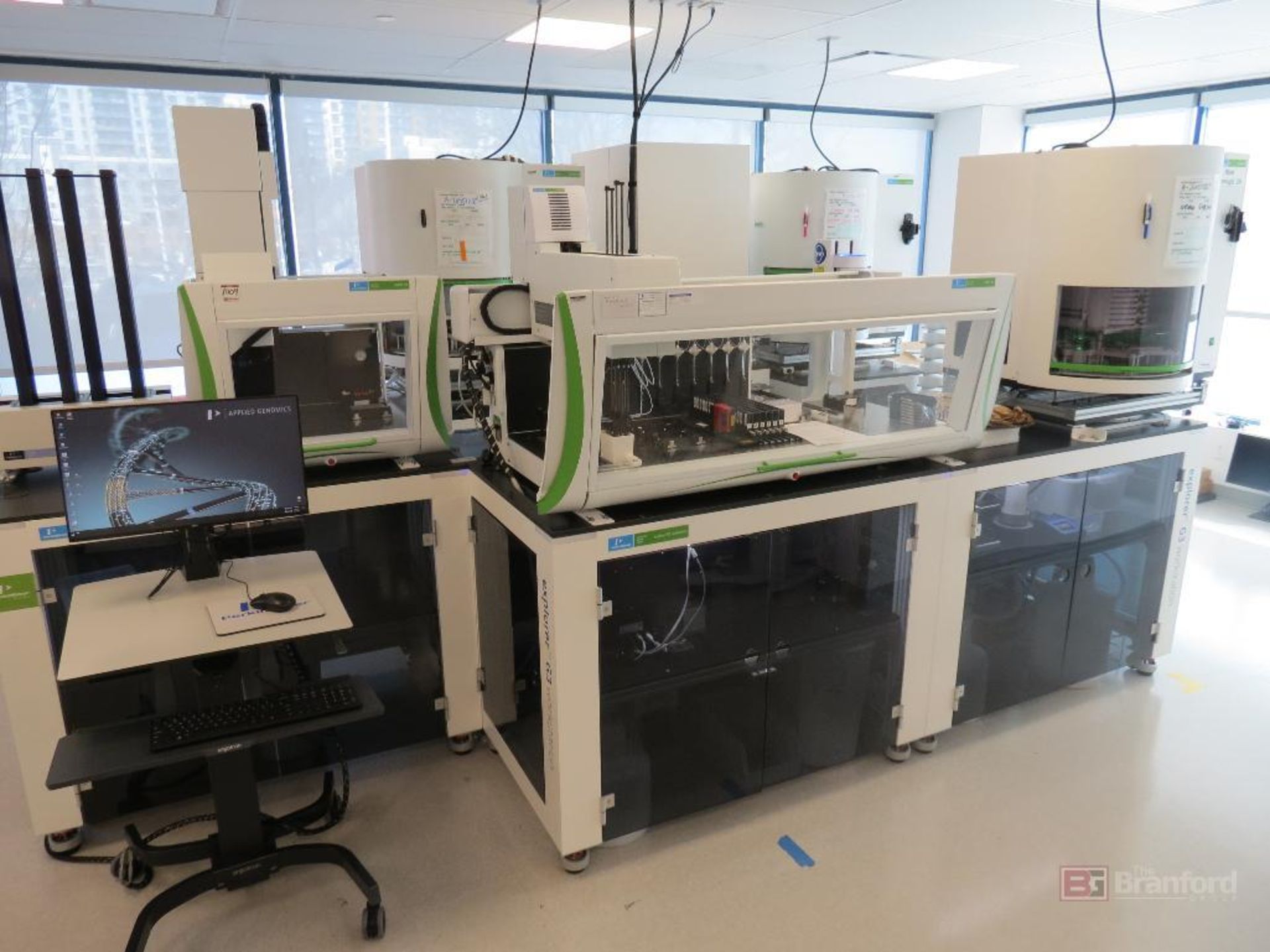 Perkin Elmer Explorer G3 High-Volume Extraction Workstation - Image 2 of 36