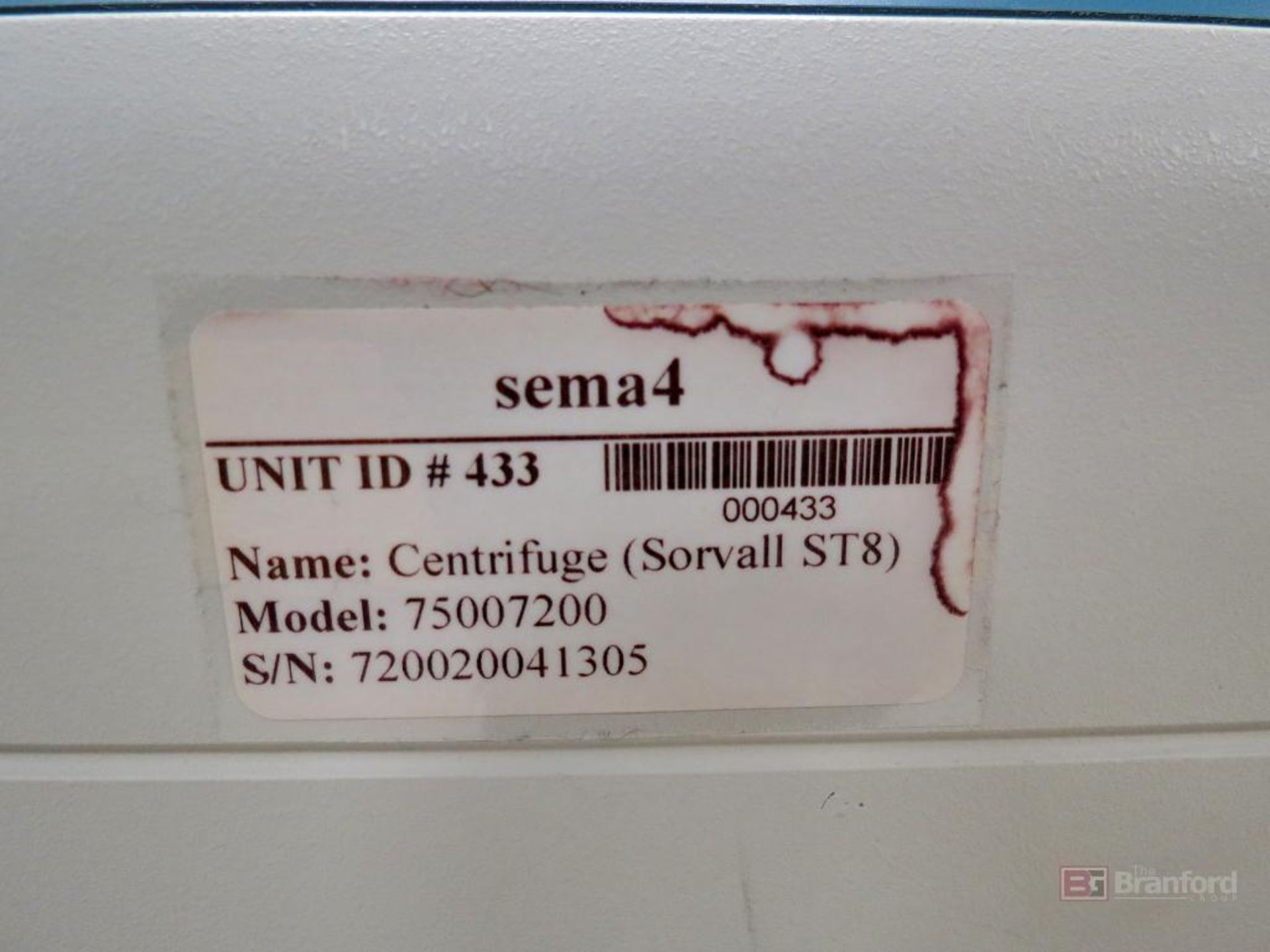 Thermo Sorvall ST8 centrifuge - Image 2 of 3