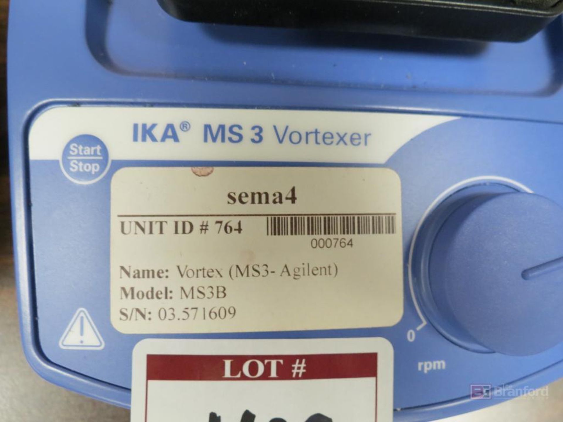 Lot of (1) IKA MS3 Vortexer; (1) Benchmark MyFuge C1012 Mini Centrifuge - Image 3 of 3