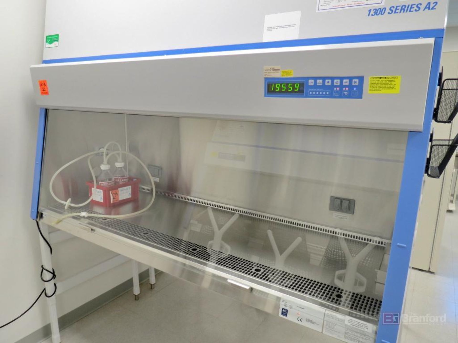 Thermo 1377 A2 Bio Safety Cabinet - Image 2 of 5