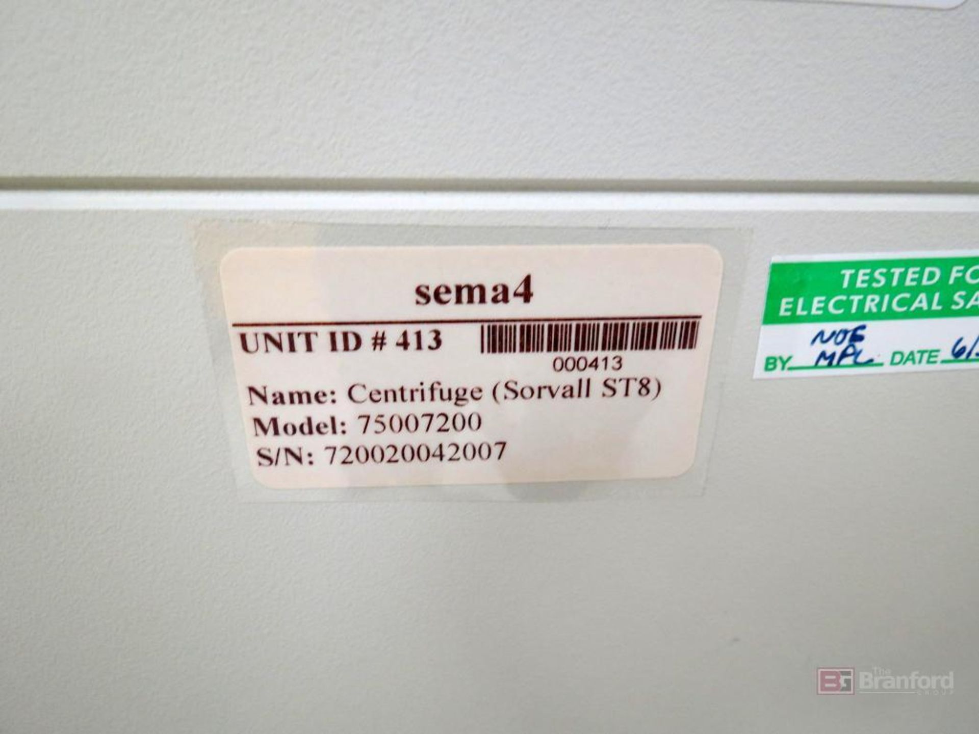 Thermo Sorvall ST8 centrifuge - Image 2 of 3