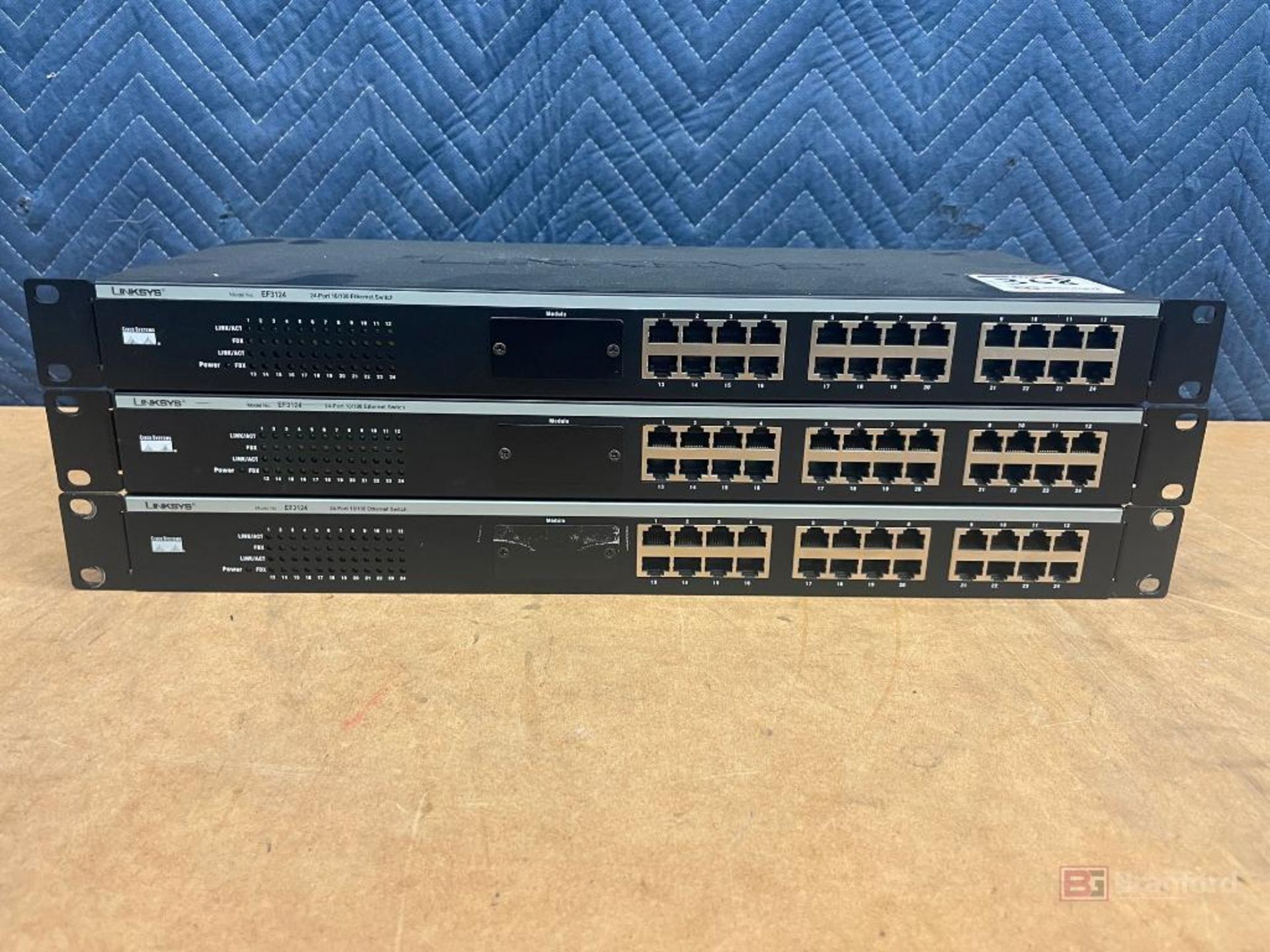 (3) Linksys EF3124 Ethernet Switches - Image 4 of 5