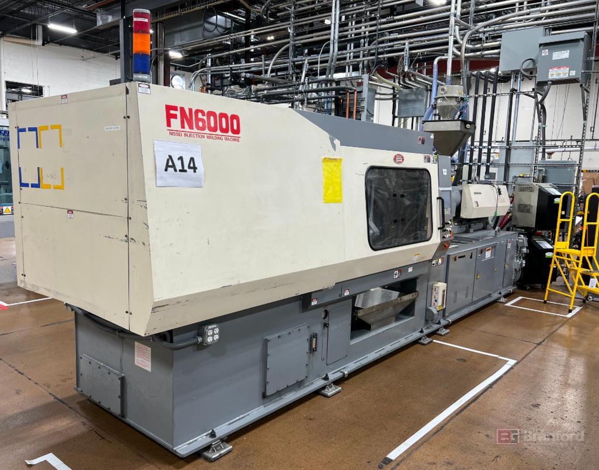 Nissei FN6000 Injection Molding Machine