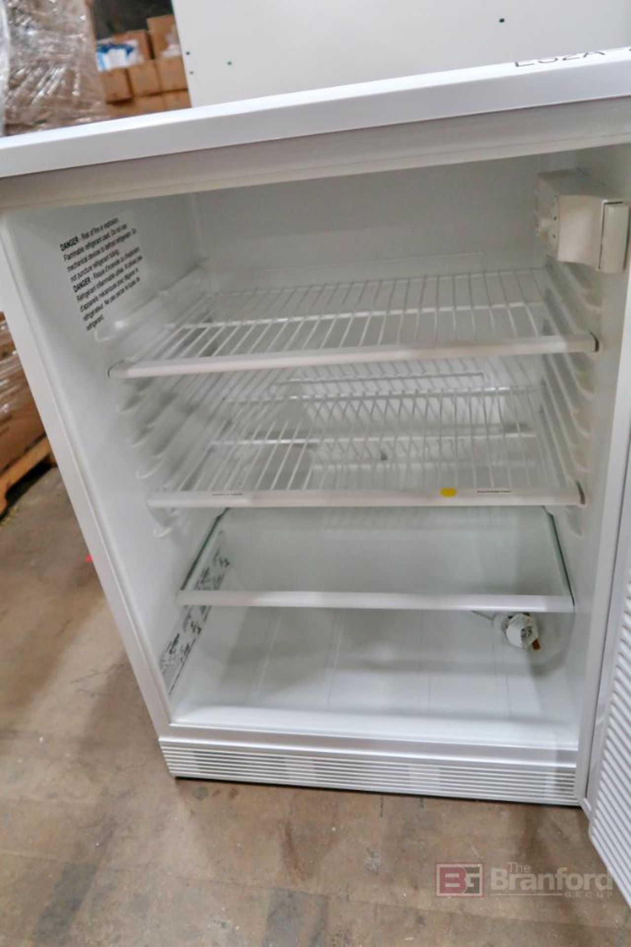 Thermo Scientific GTTSV05RPSA Miniature Refrigerator (2021) - Image 3 of 4