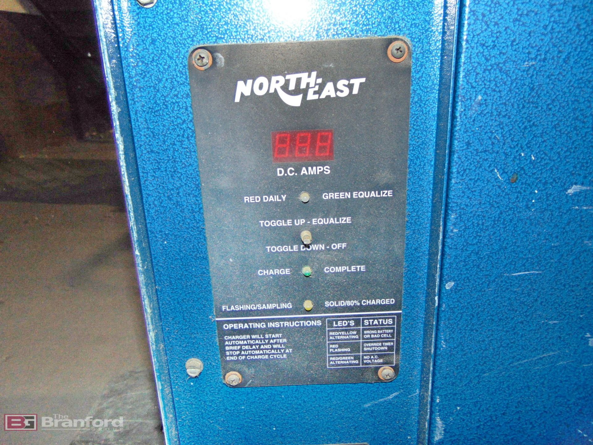 Battery Charger 24V North East - Image 2 of 3