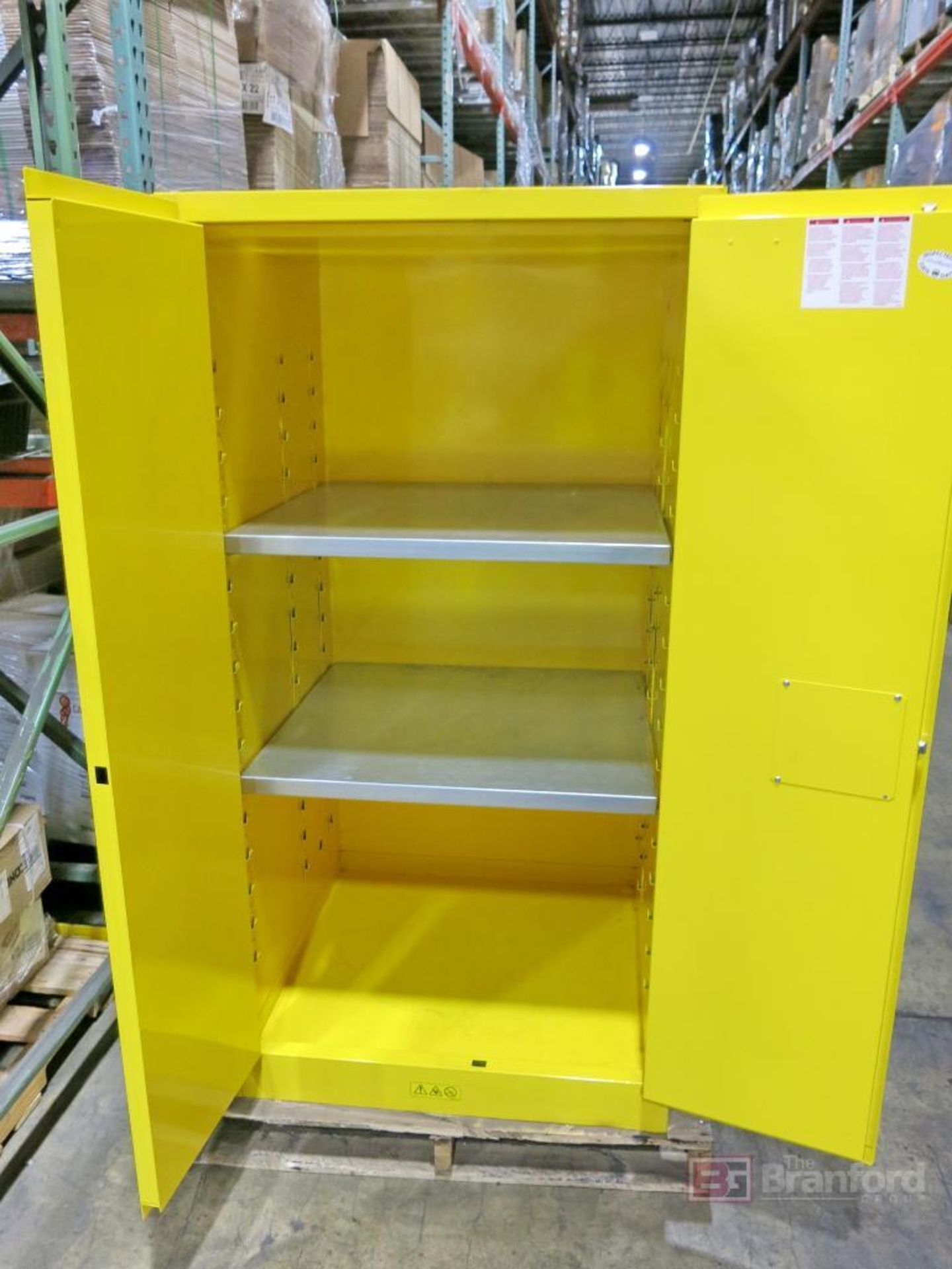 Justrite 2-Door Flammable Liquid Storage Cabinet - Image 2 of 3