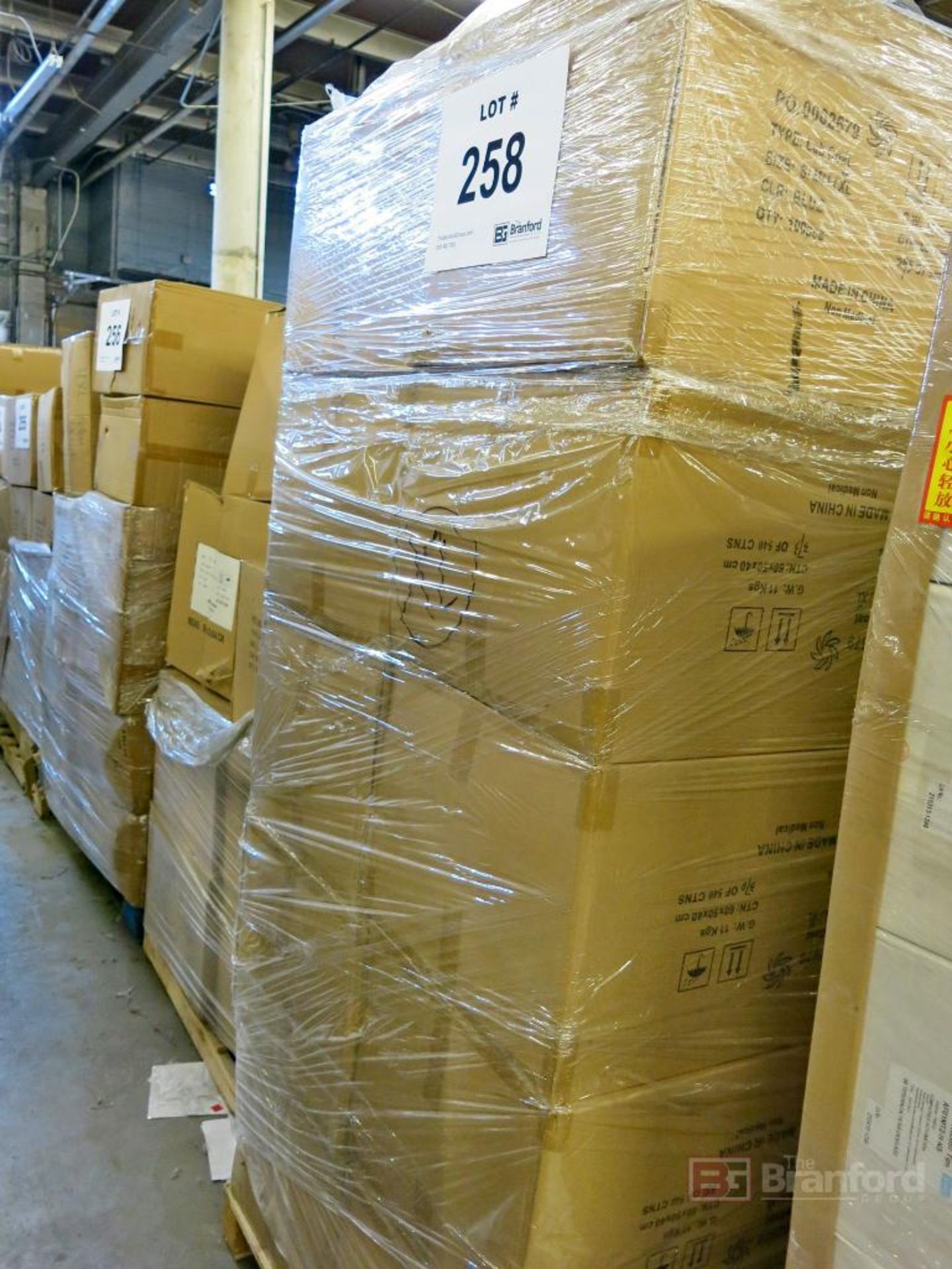 Pallet of XL Lab Coats - Image 2 of 3
