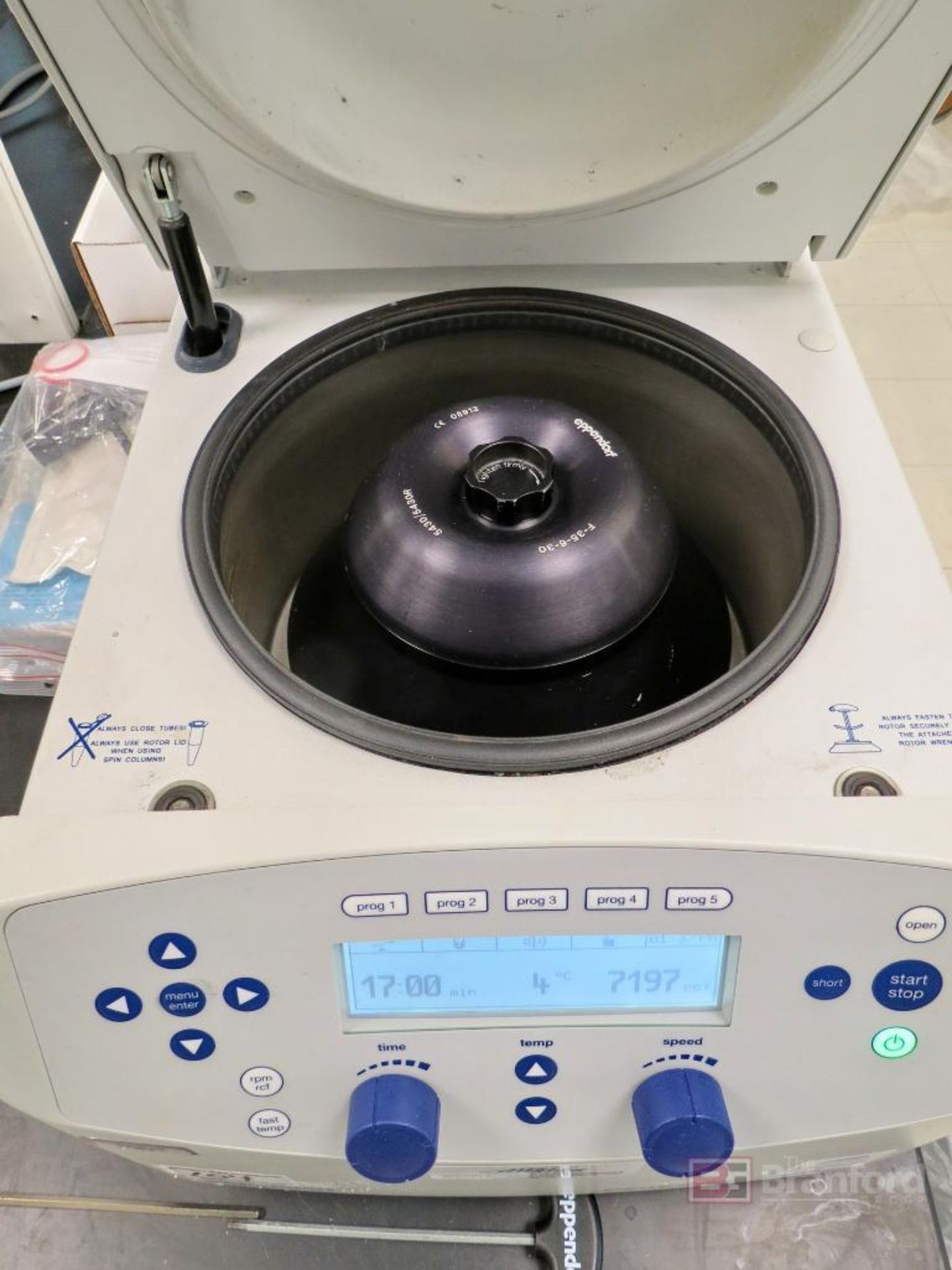 Eppendorf 5430R Refrigerated Centrifuge - Image 2 of 5