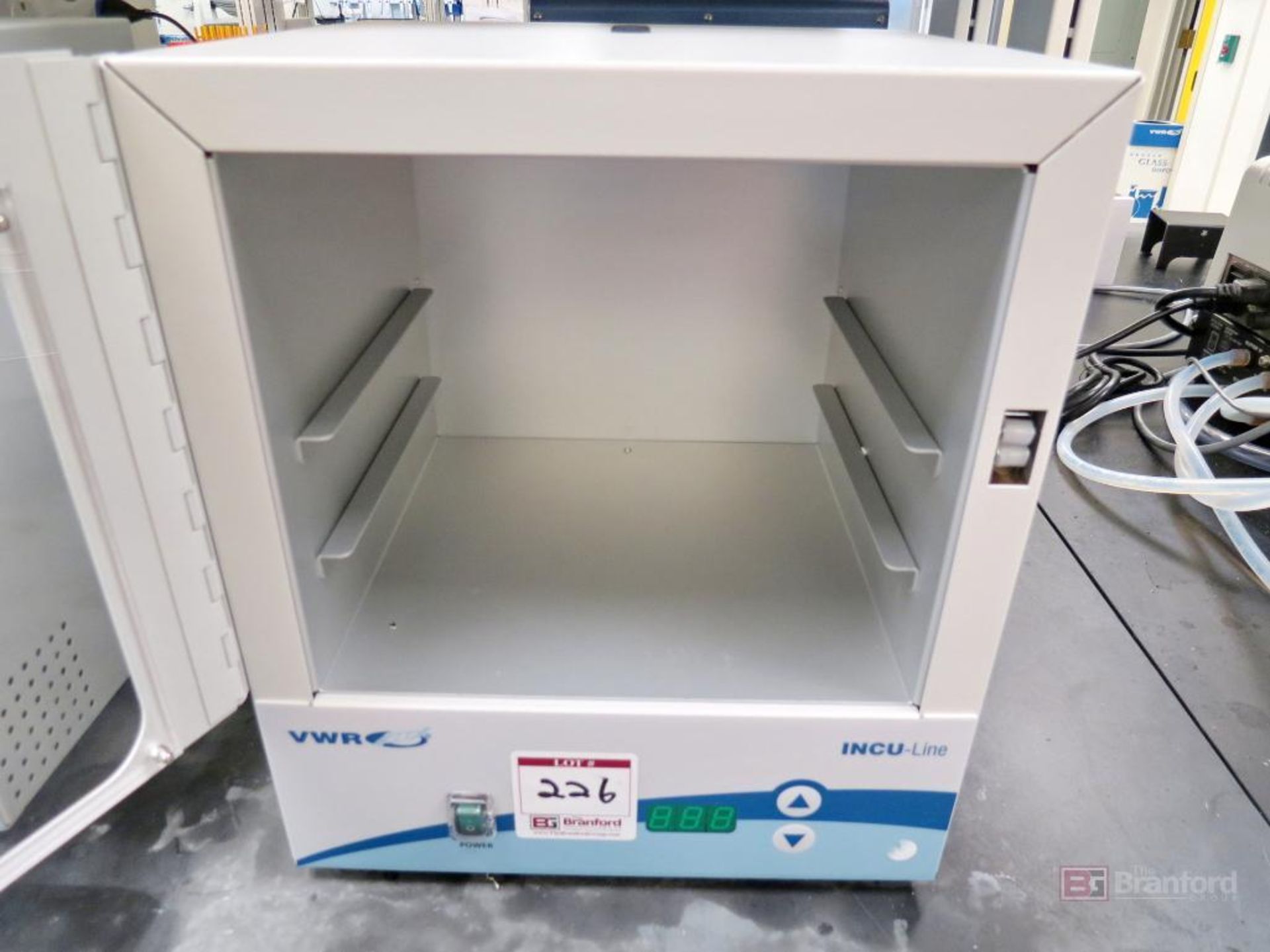 VWR INCU-Line Benchtop Incubator - Image 2 of 2