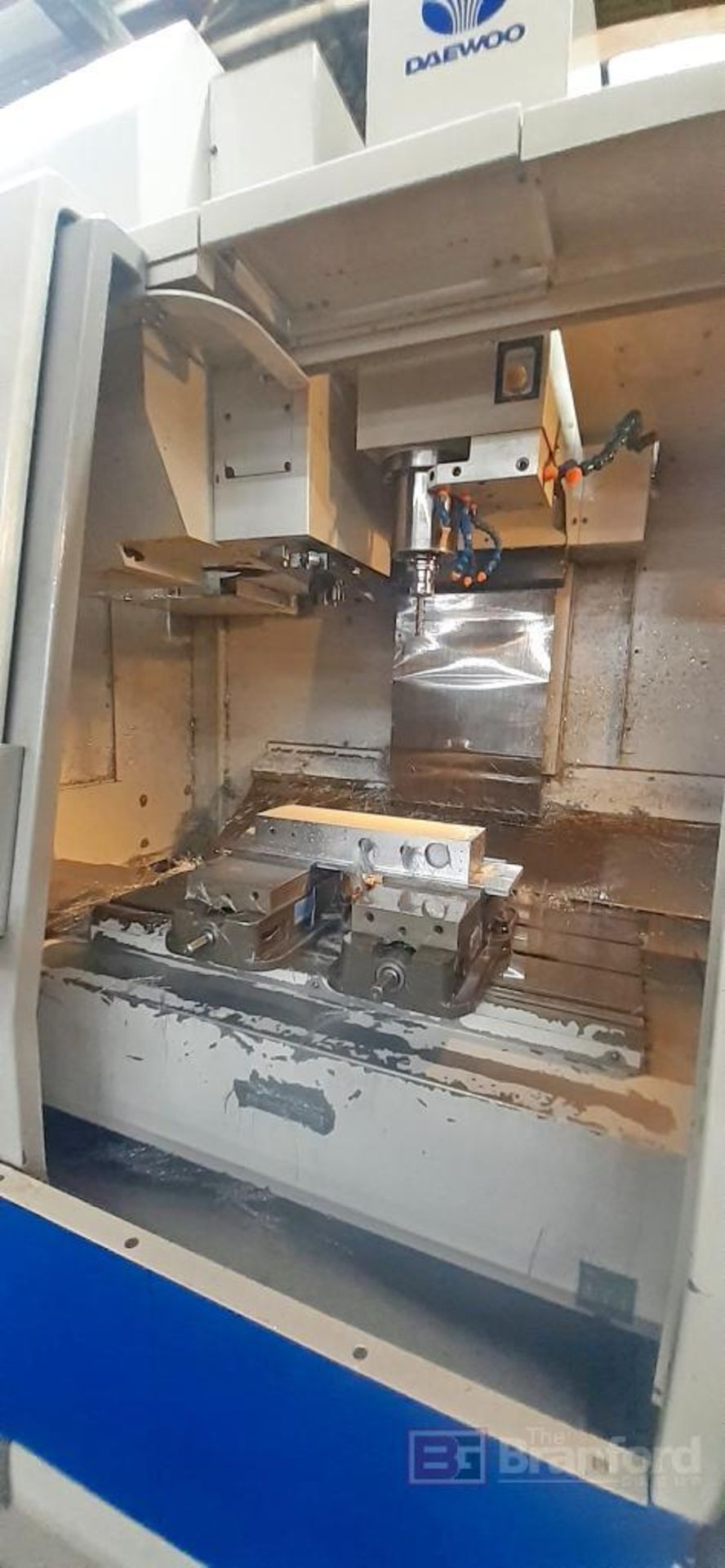 Daewoo Model DMV3016L, Diamond Series CNC Vertical Machining Center - Image 4 of 13