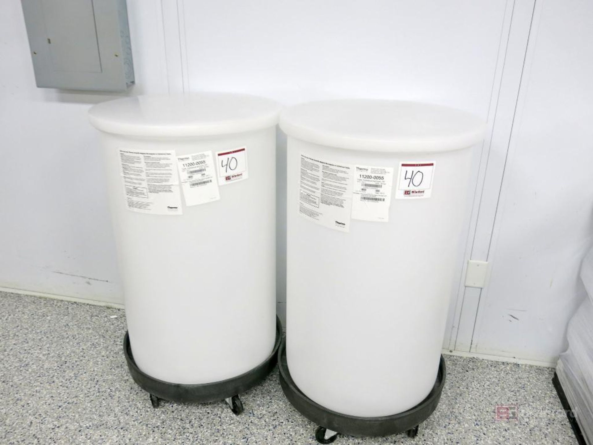 (2) Thermo Scientific 55-Gallon Cap. Polypropylene Cylindrical Tanks