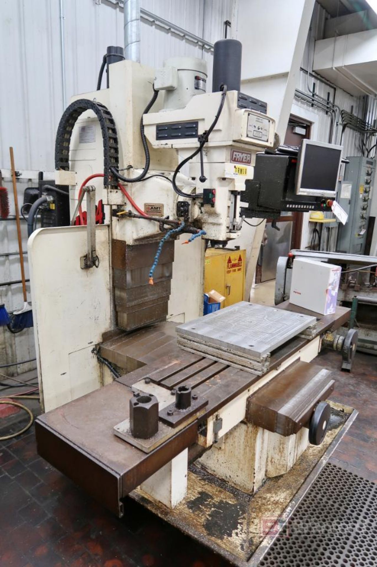 Fryer MB14 CNC Milling Machine w/ Upgraded Anilam Control - Image 2 of 14