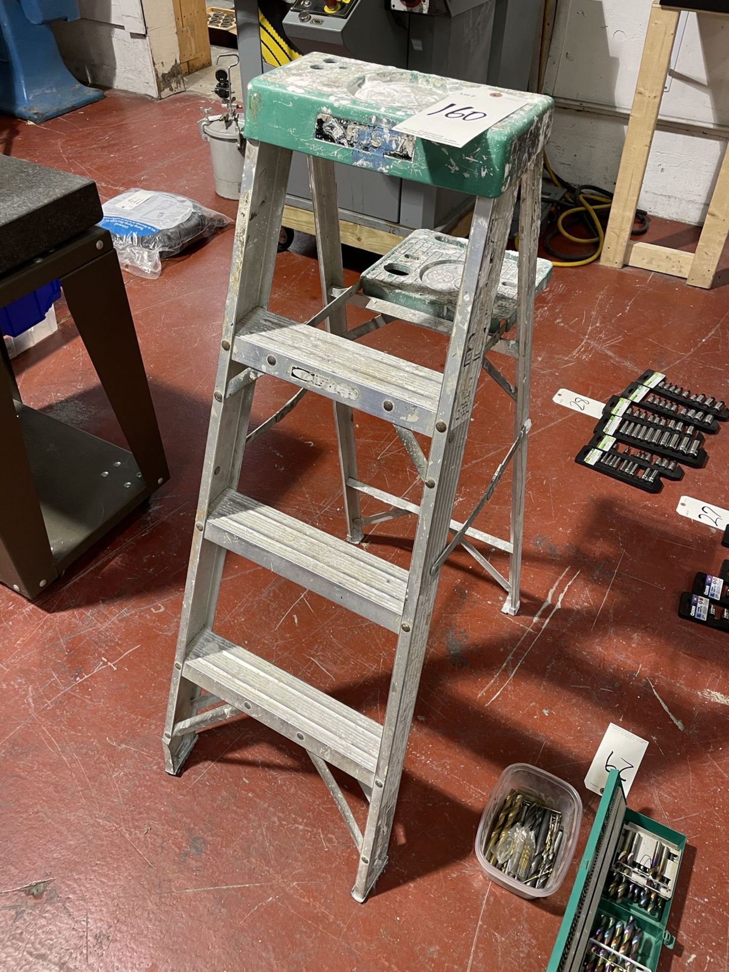 Husky 4 Step Ladder