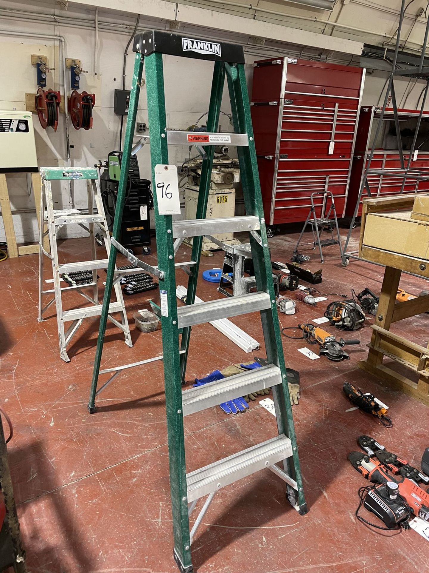 Franklin 6' 225 lb. Ladder