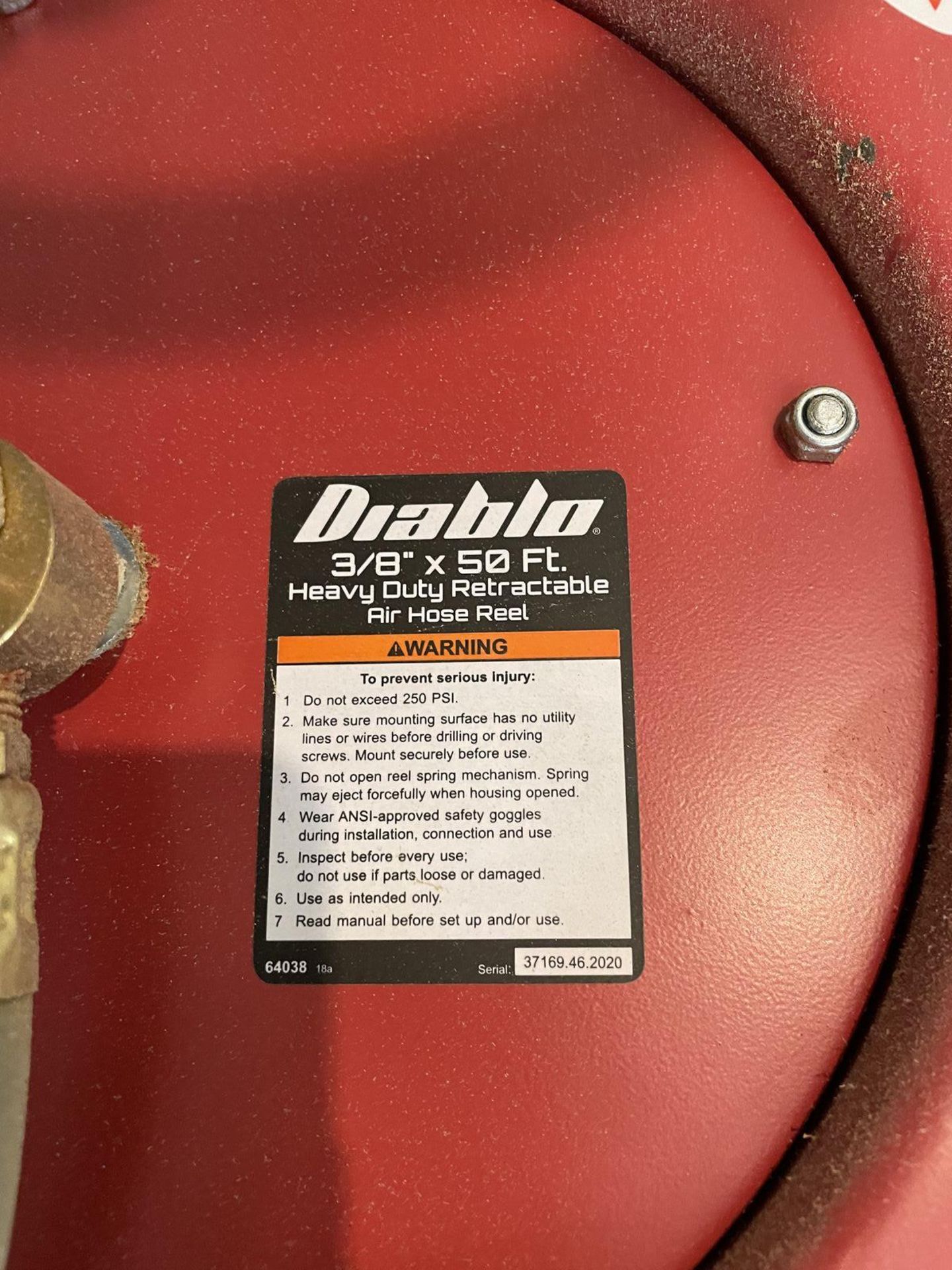 Diablo 3/8" x 50' Heavy Duty Retractable Air Hose Reel with Central Pneumatic Air Filter - Image 2 of 3