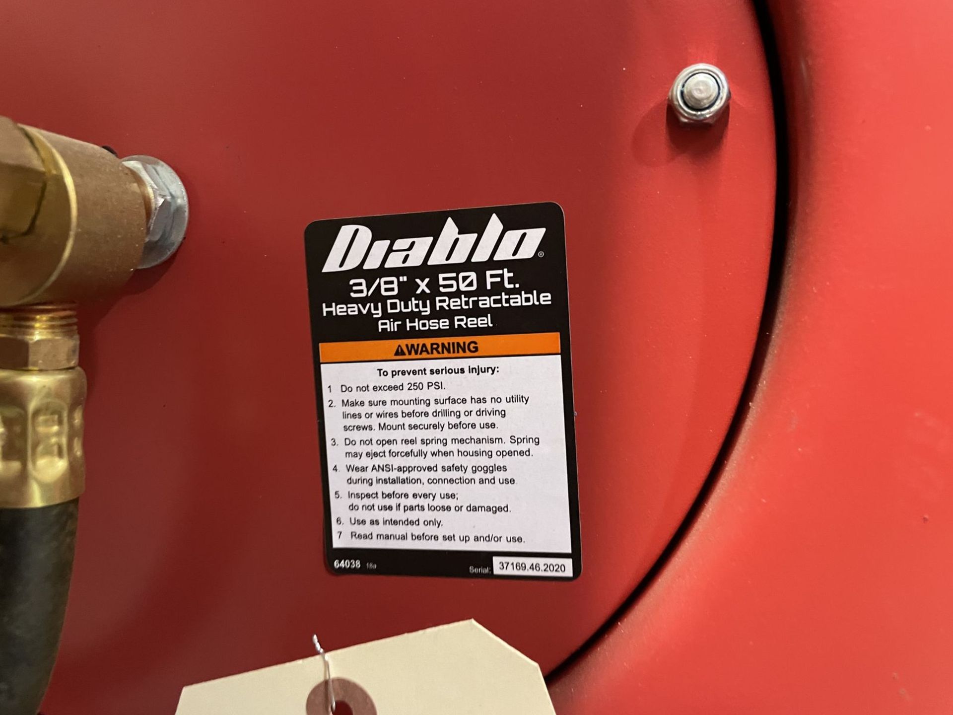 Diablo 3/8" x 50' Heavy Duty Retractable Air Hose Reel with Central Pneumatic Air Filter - Image 2 of 3