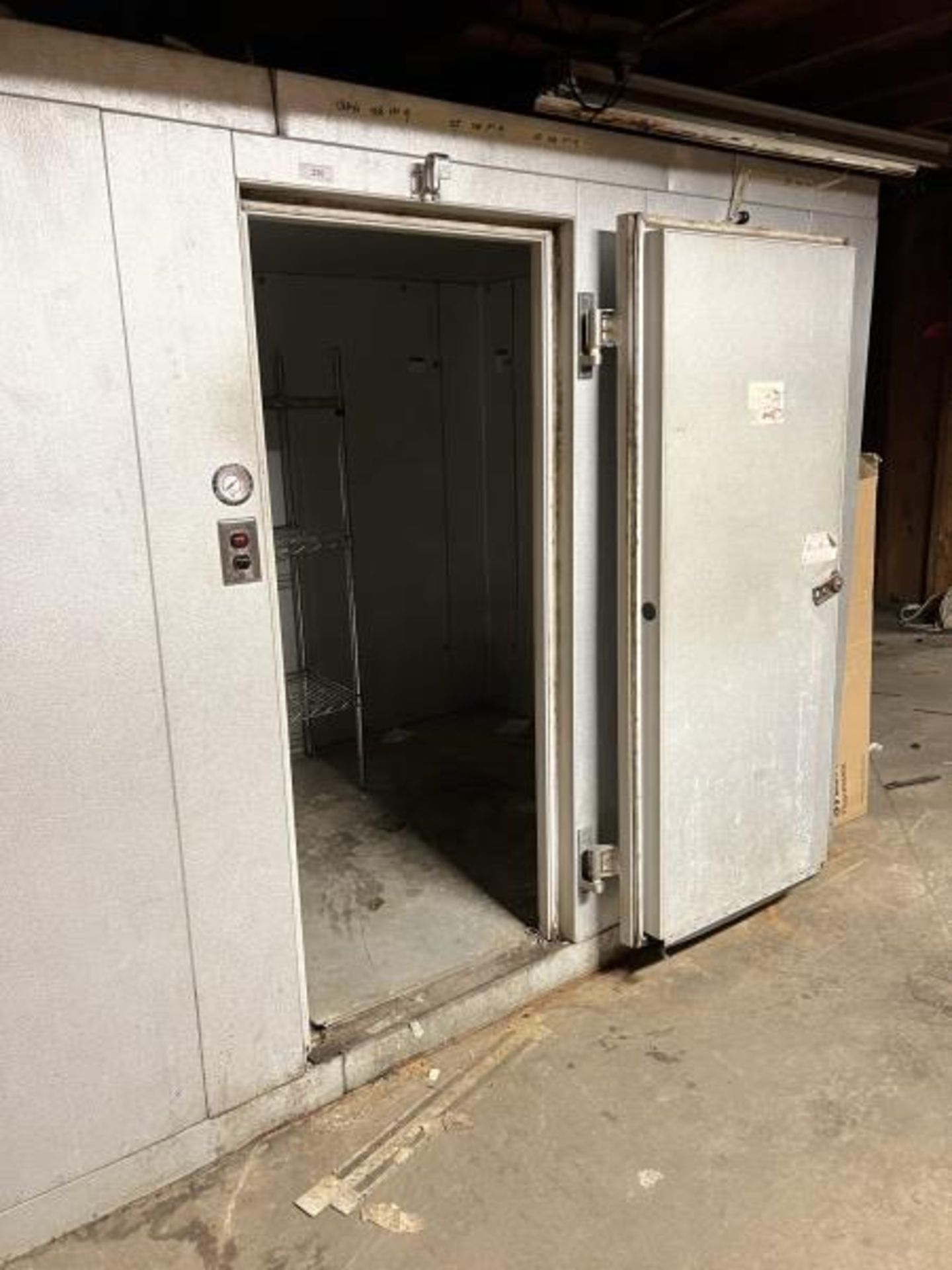 Kolpak Walk -In Cooler, Powered up & Cooling, 117" Long x 79" Tall x 6" Deep; Located on Ground - Image 3 of 5