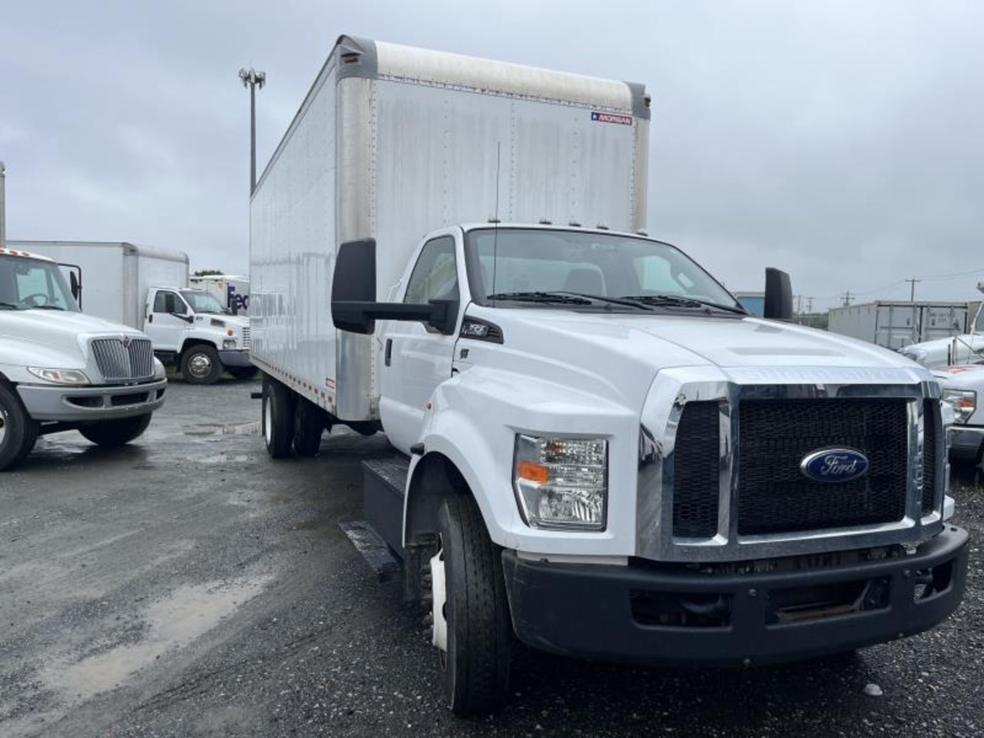 2019 FORD, F650- 24' STRAIGHT BOX - Image 4 of 35