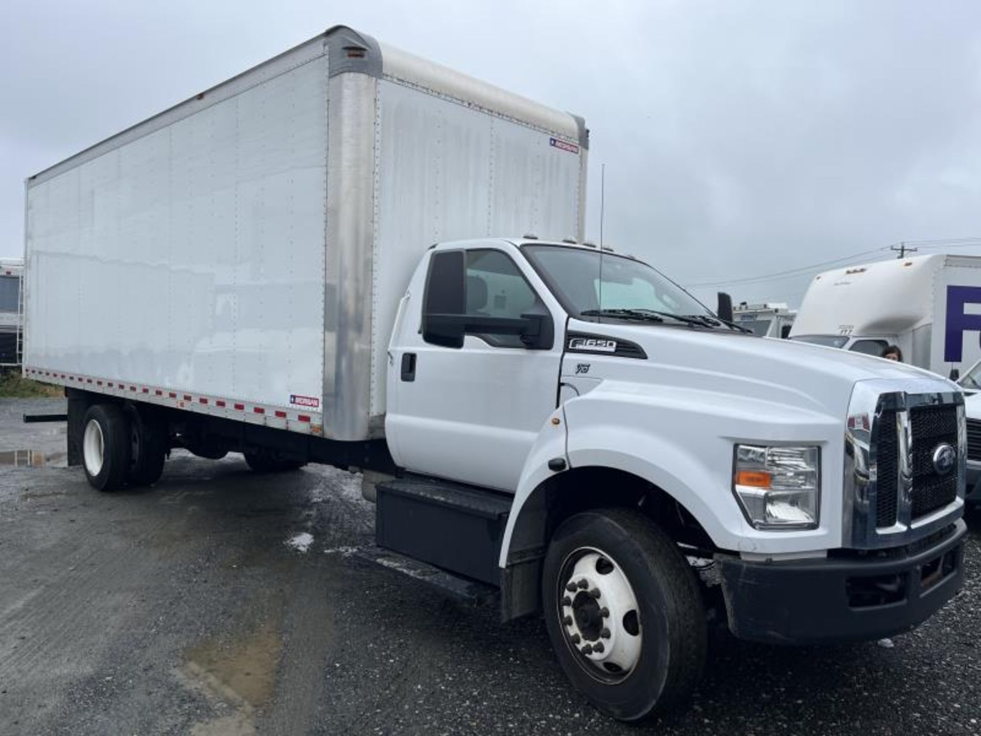 2019 FORD, F650- 24' STRAIGHT BOX - Image 5 of 35