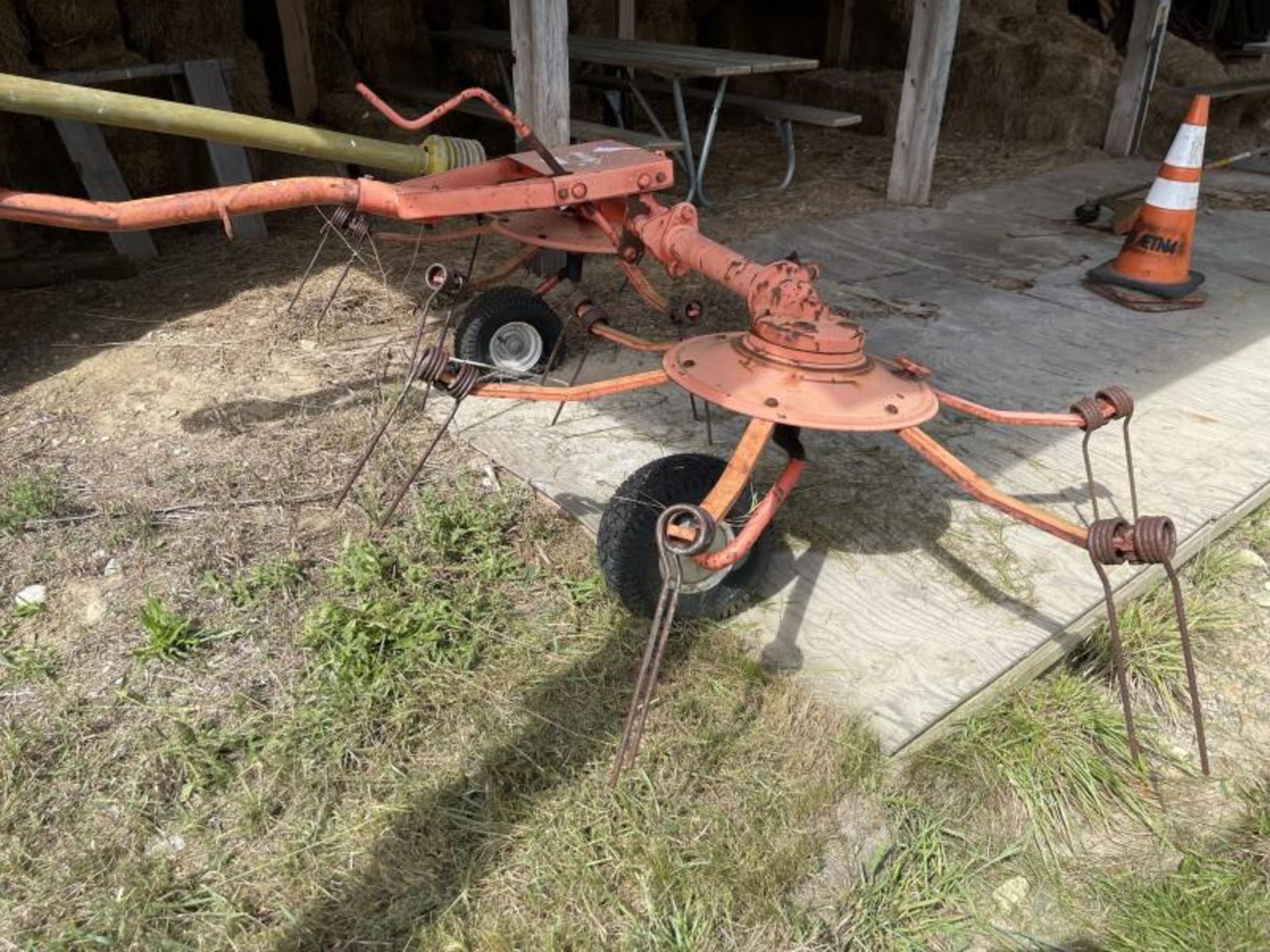 Kuhn Hay Tedder, One Tire Needs TubeKuhn Hay Tedder, One Tire Needs Tube - Image 15 of 15