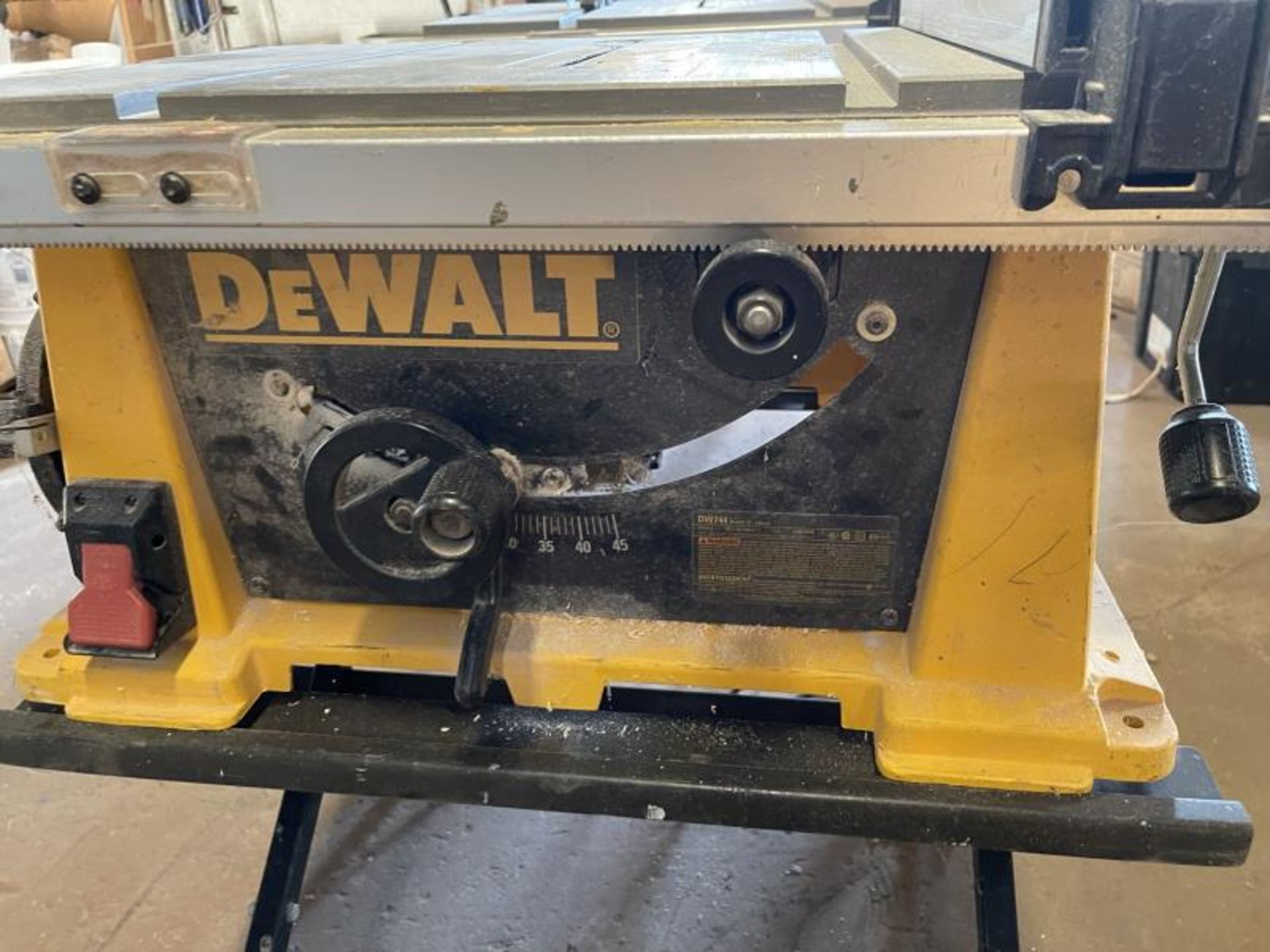 DeWalt collapsible Table Saw M: DW744 - Image 2 of 5