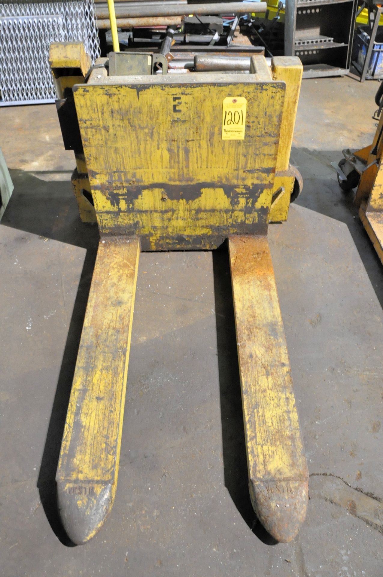 Tilt Master Electric Pallet Tipper, (Bldg 2)