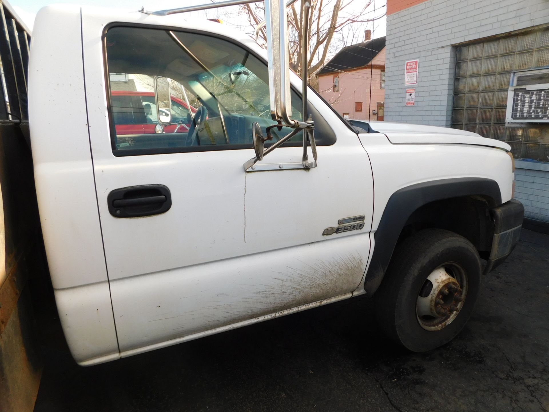 2006 Chevrolet 3500 Silverado Single Axle Straight Truck, VIN 1GBJC34D36E198843, Duramax Diesel - Image 8 of 33