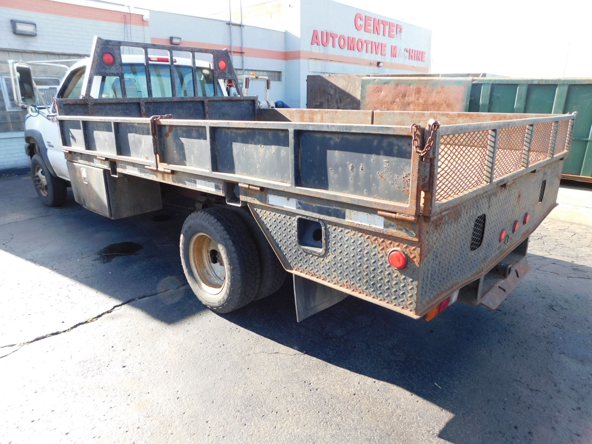 2006 Chevrolet 3500 Silverado Single Axle Straight Truck, VIN 1GBJC34D36E198843, Duramax Diesel - Image 4 of 33