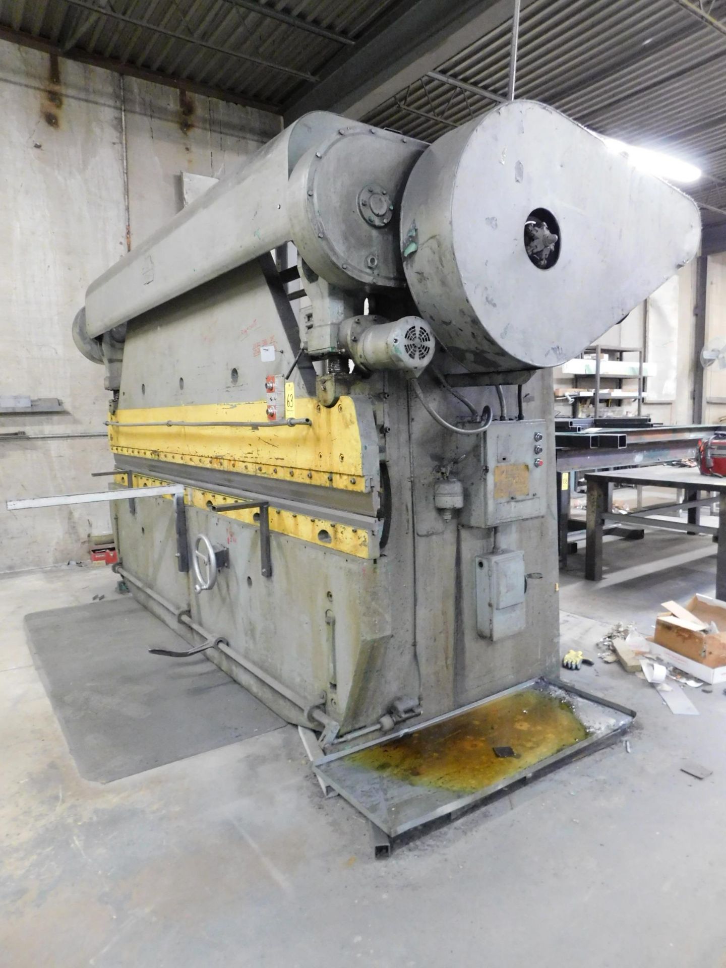 Mercury Model 10010 Press Brake, 12' Overall, 10' Between Housings, 8 Gauge Capacity, s/n 5351- - Image 3 of 8