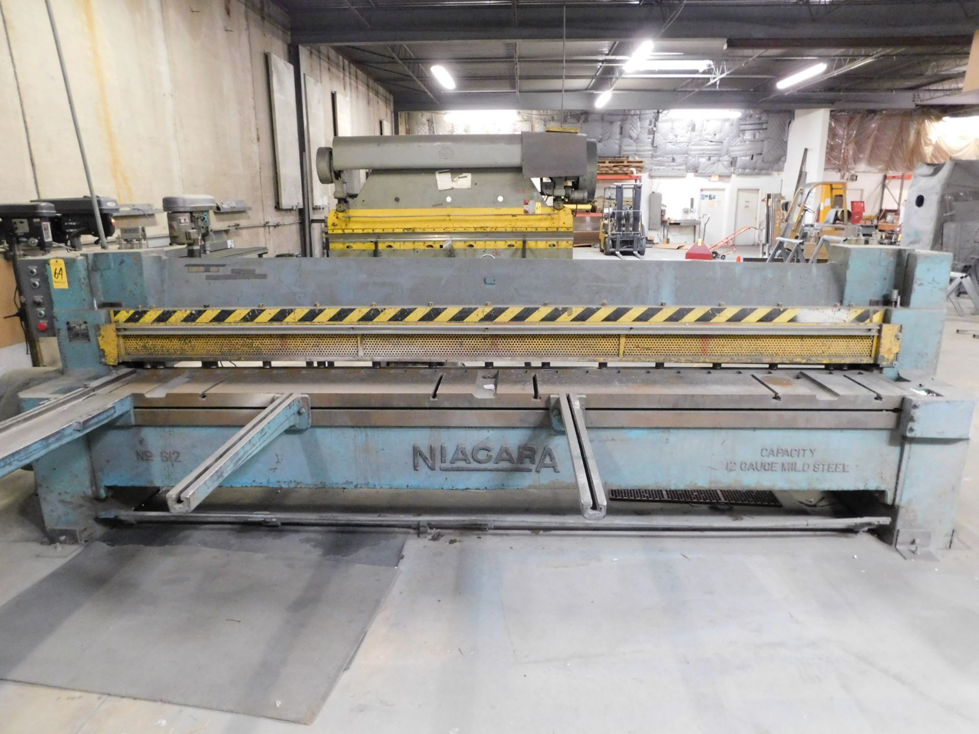 Niagara Model 612 Power Squaring Shear, 12' X 12 Gauge Capacity, 10' Squaring Arm, Power Back Gage