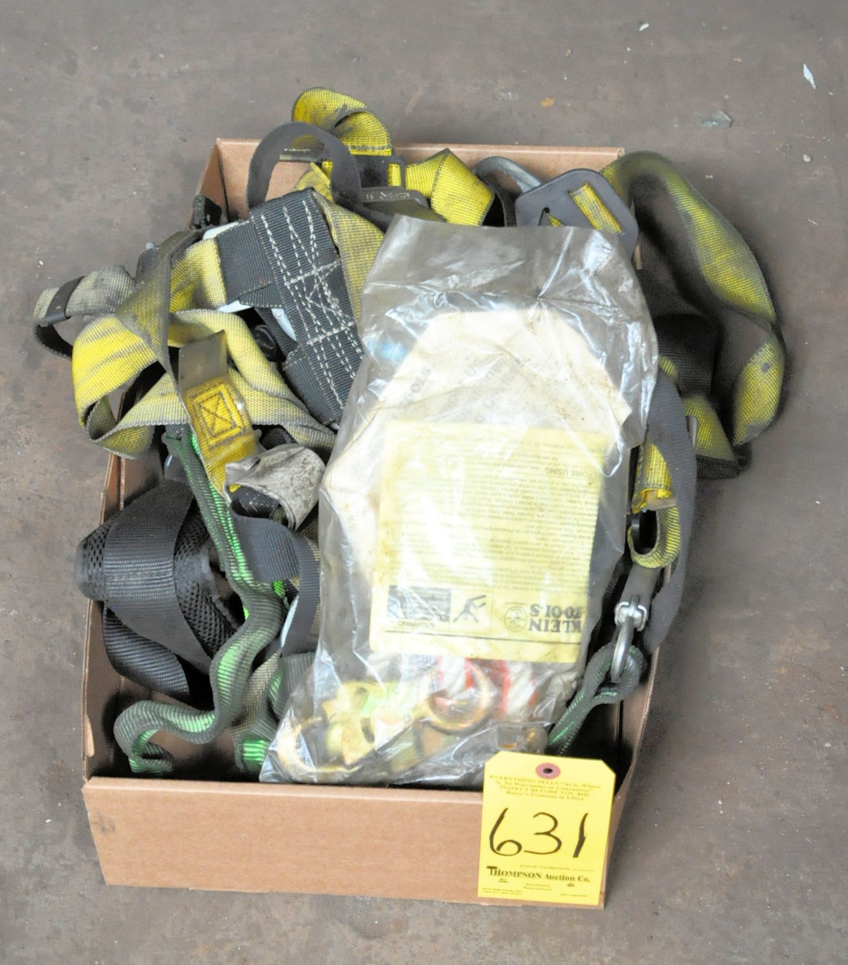 Lot-Safety Harnesses in (1) Box