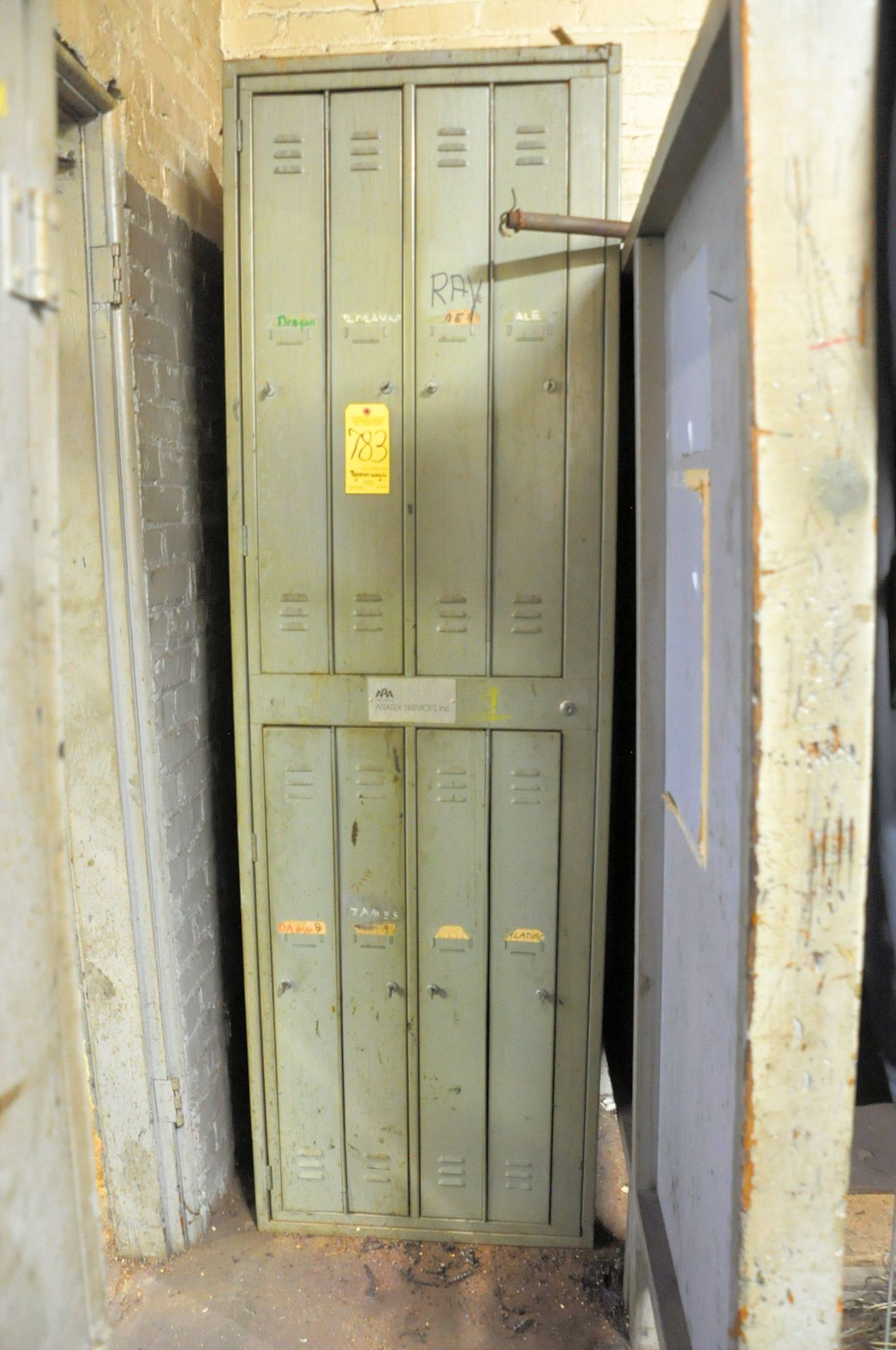 Lot-Lockers in Restroom - Image 4 of 4