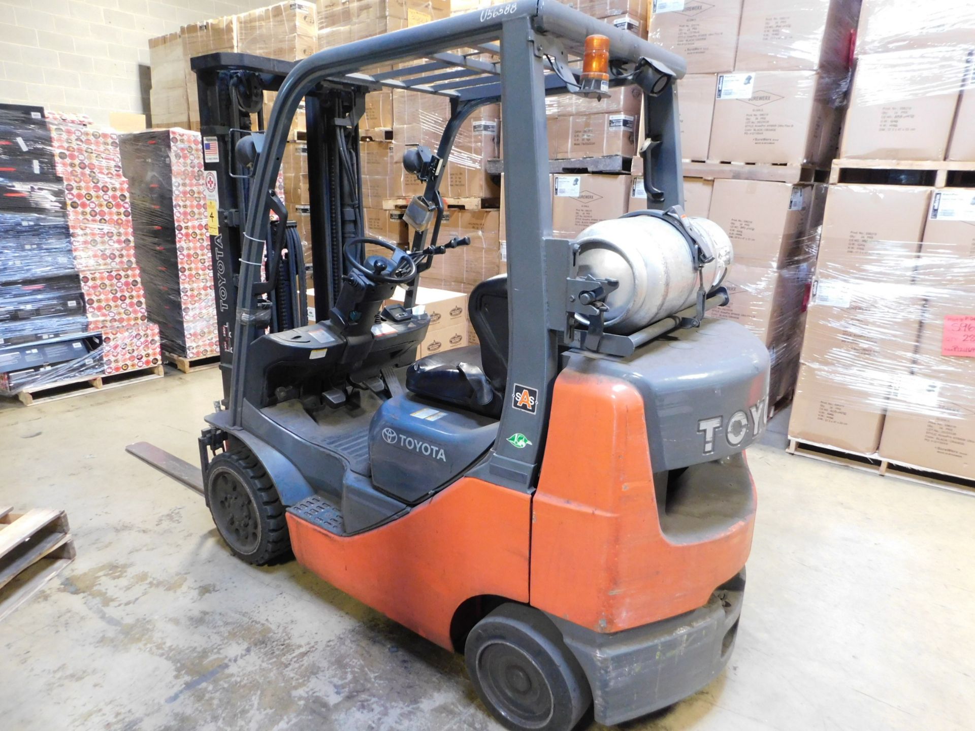 2013 Toyota Forklift, Model 8FGCU25, s/n 40136, 12,077 hrs., LP, Side Shift, Solid Tire, 5,000 lb. - Image 2 of 12