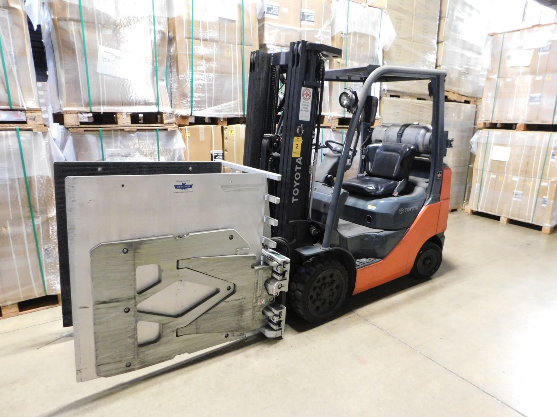 2010 Toyota Forklift, Model 8FGCU25, s/n 27407, 7,257 hrs., with Cascade Model R35D-CCS Clamp, 3,500