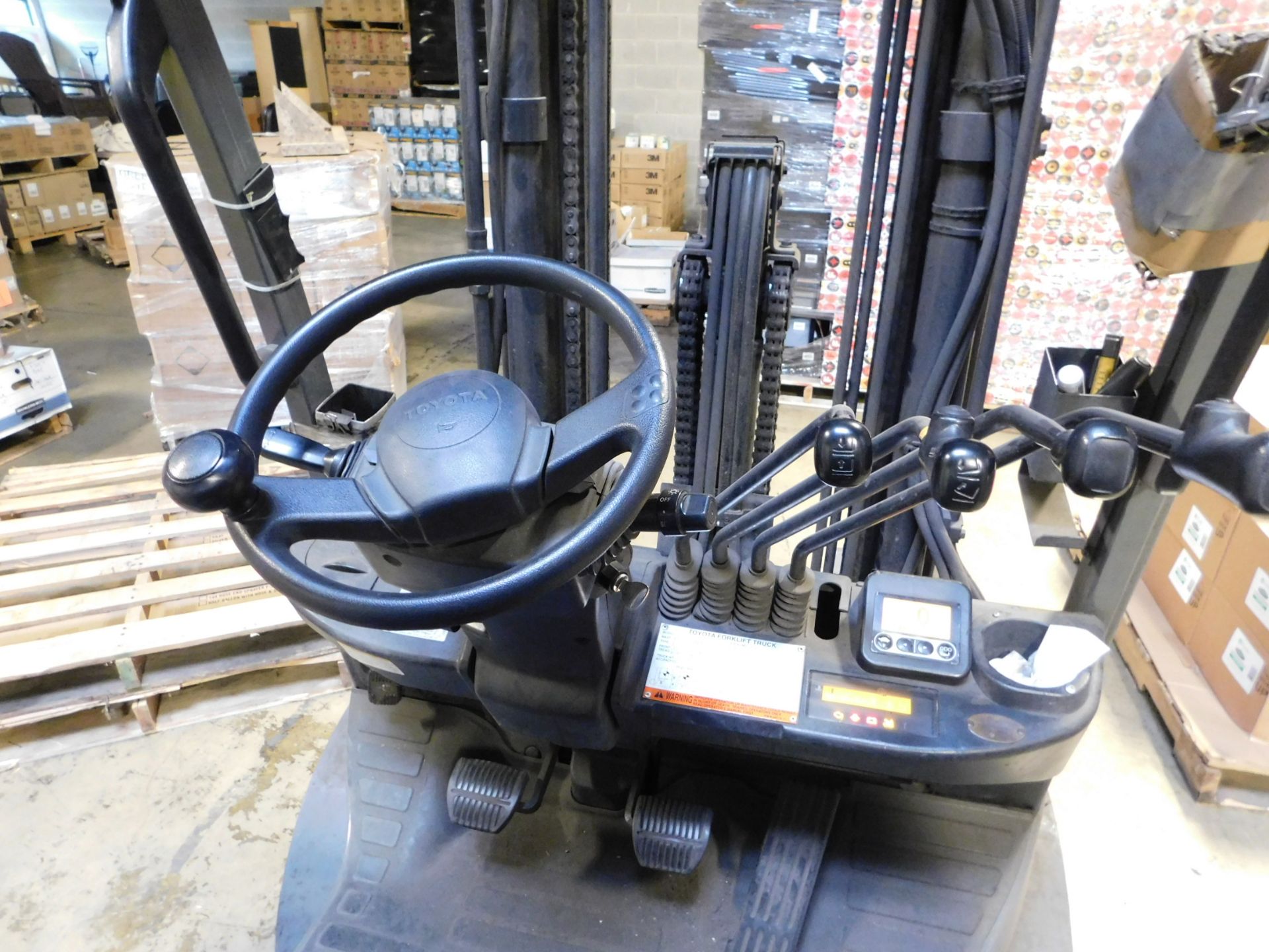 2013 Toyota Forklift, Model 8FGCU25, s/n 40136, 12,077 hrs., LP, Side Shift, Solid Tire, 5,000 lb. - Image 10 of 12