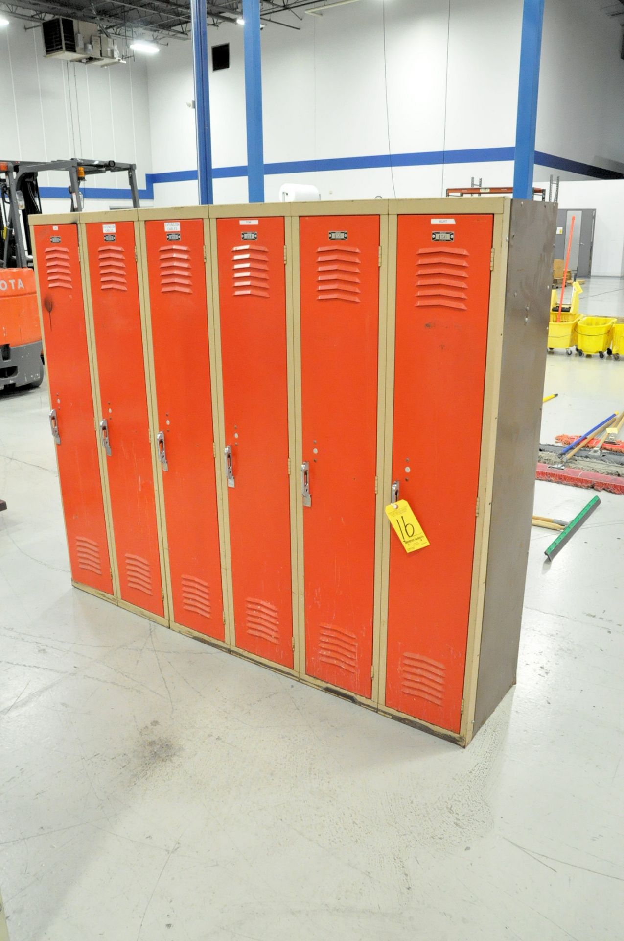 6-Unit Locker System