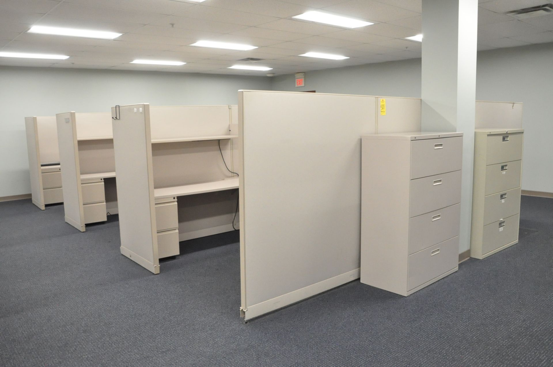 Lot-(1) Trendway 6-Station Cubicle Partition Work System