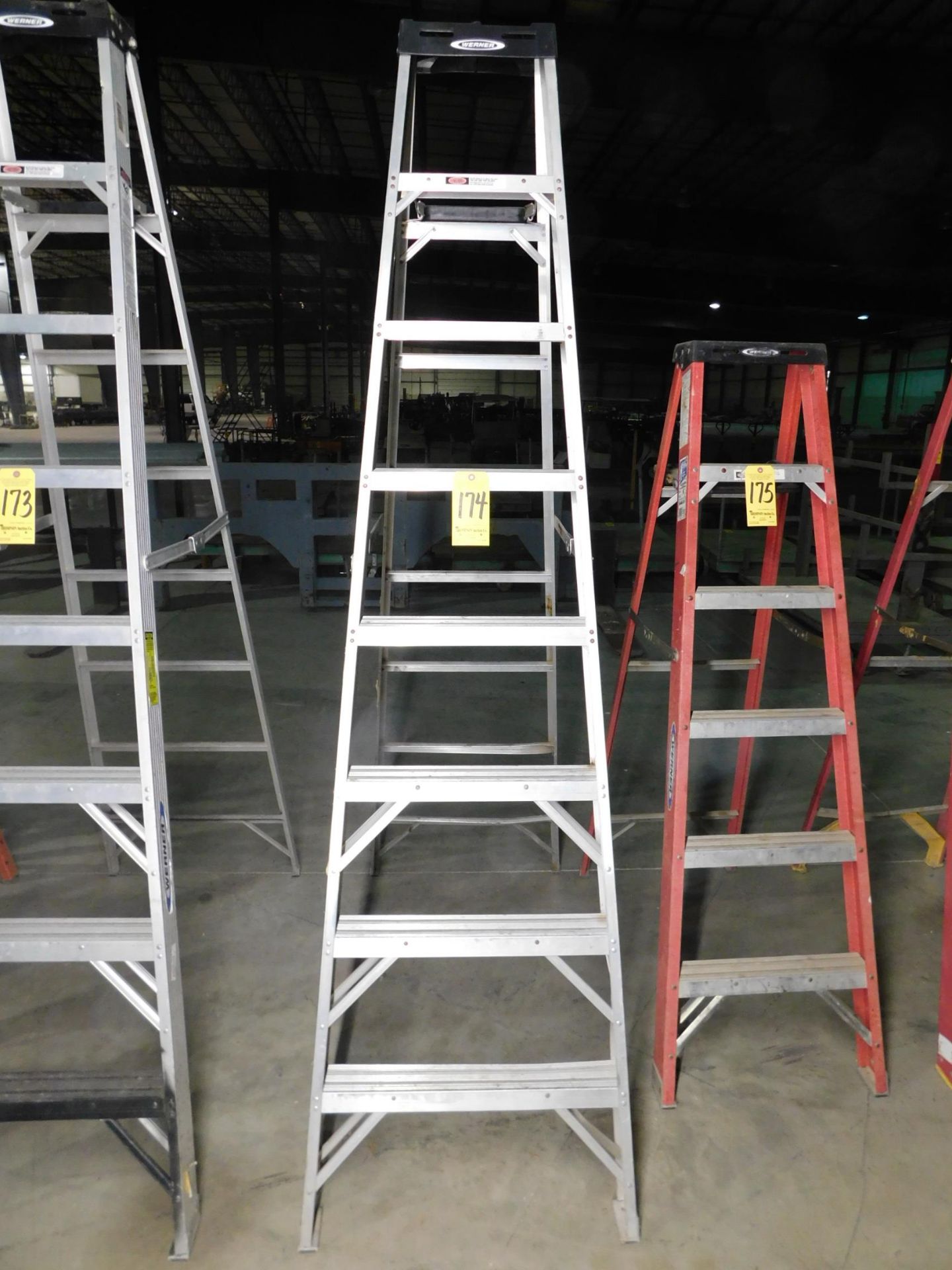 Werner 8' Aluminum Step Ladder