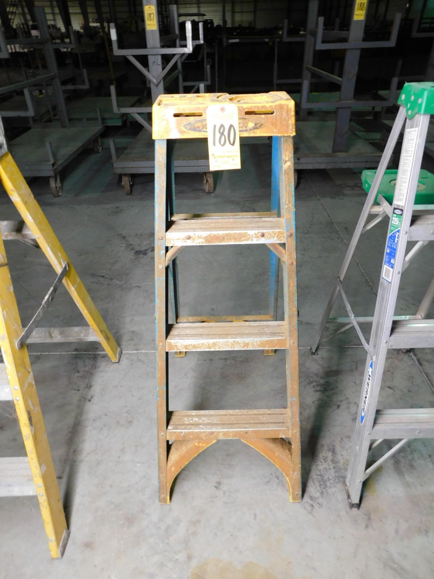 4' Fiberglass Step Ladder