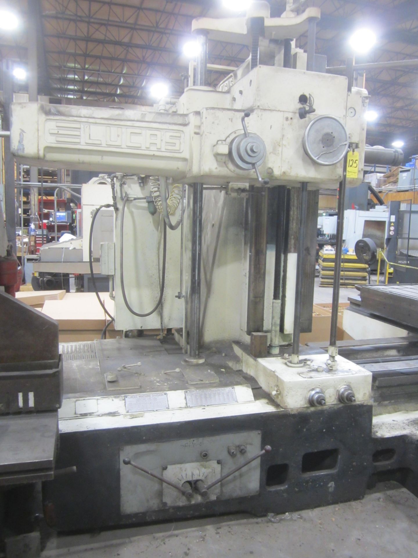 Lucas Model 441B-72 Horizontal Boring Mill, s/n 41B2423, 4" Spindle, MT Spindle with QC Adaptor, - Image 3 of 13