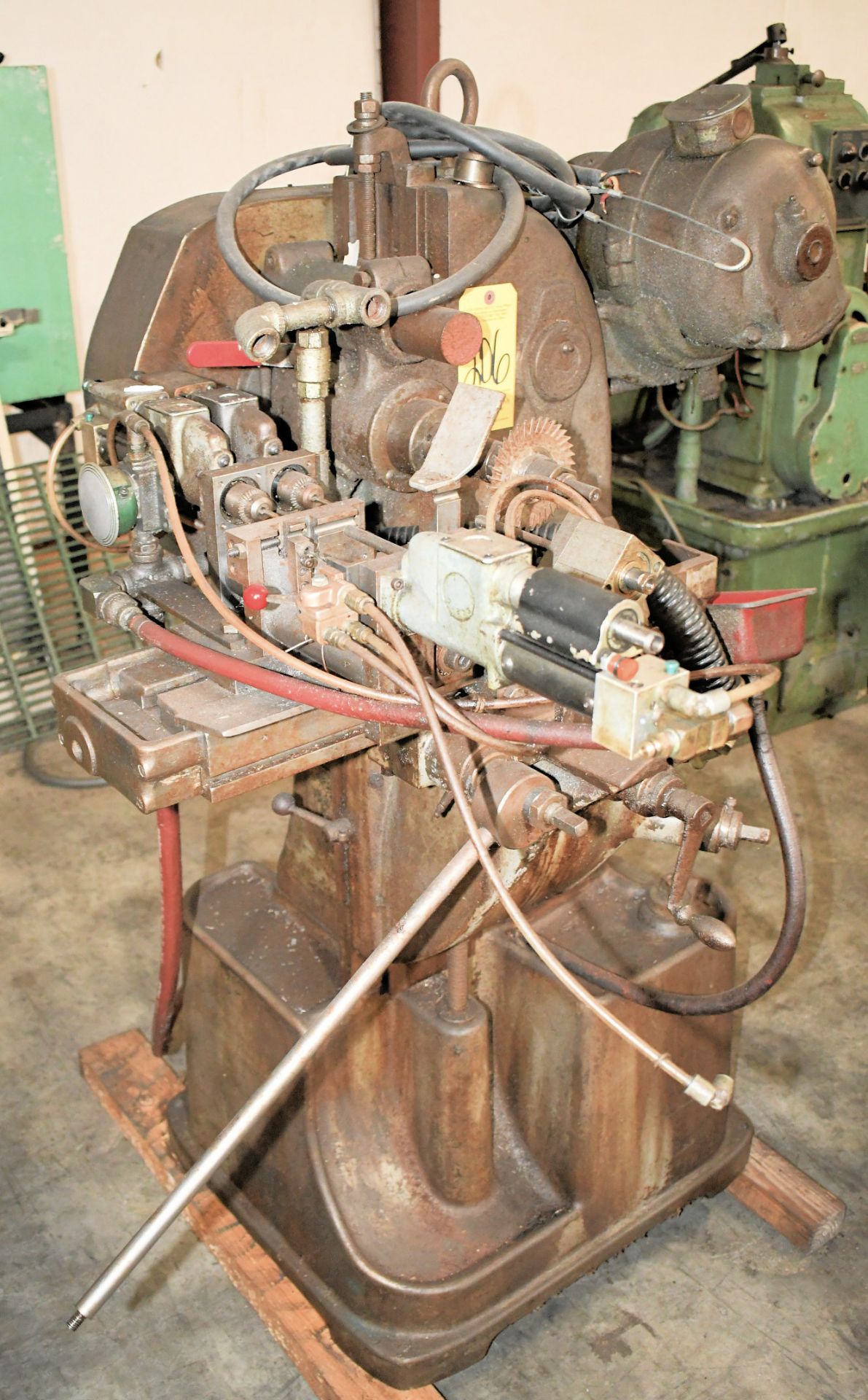 Waltham "Whiney" Horizontal Hand Miller Machine, S/n 4-E-182, 7" x 24" Table, 3-Spindle Horizontal - Image 2 of 3