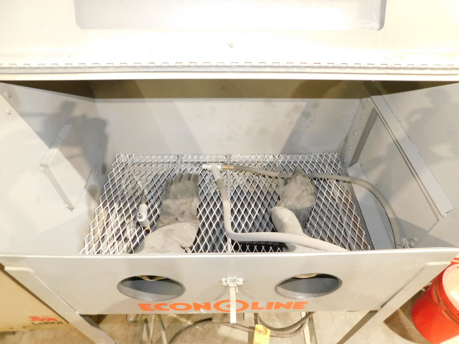 Econoline Dry Blast Cabinet w/Reclaimer, 24"X36" Cabinet , w/ Media - Image 2 of 8