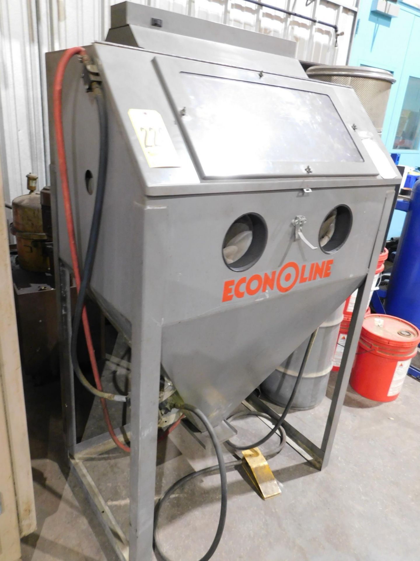 Econoline Dry Blast Cabinet w/Reclaimer, 24"X36" Cabinet , w/ Media - Image 6 of 8