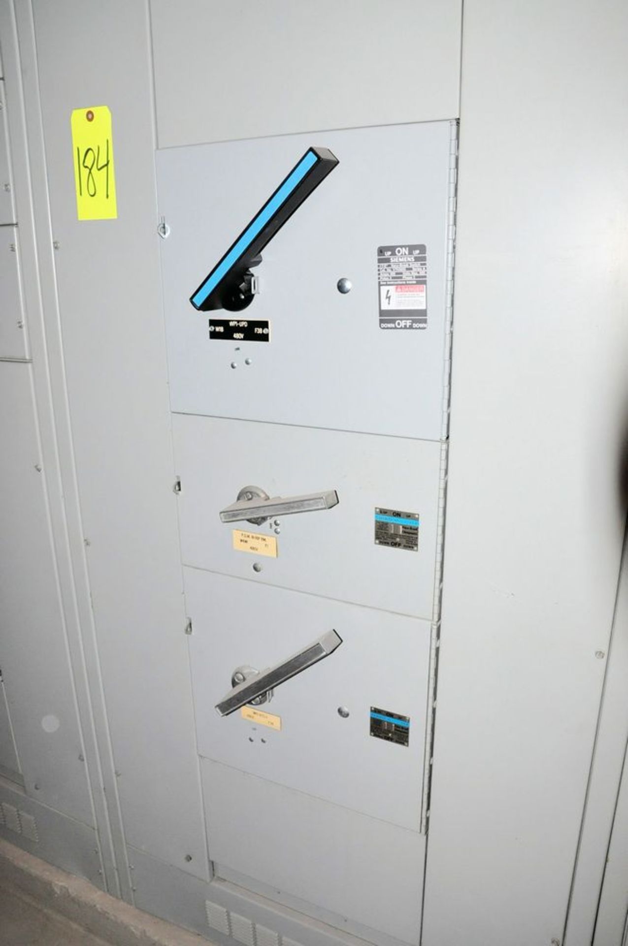 Lot-S&C Electric Cat. No. CD-544632, Metal Enclosed Switchgear, (1983), Westinghouse DT 1002, Type - Image 8 of 17