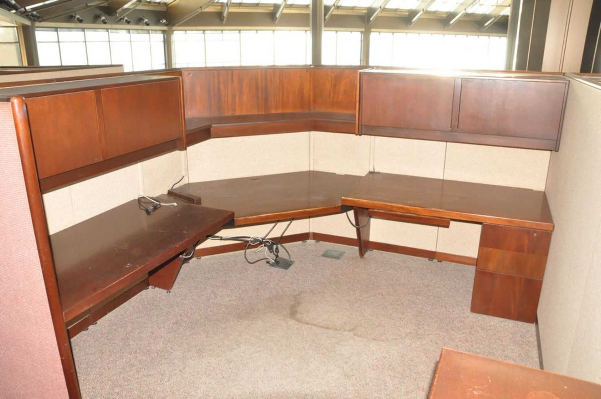 Lot-(5) Station Cubical Partition Work System with Furniture, (Atrium Edge), (4th Floor) - Image 10 of 13