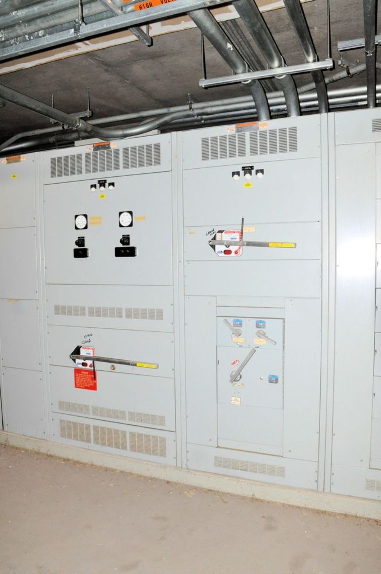 Lot-S&C Electric Cat. No. CD-544232, Metal Enclosed Switchgear, (1983), Westinghouse DT 1001, Type - Image 5 of 21