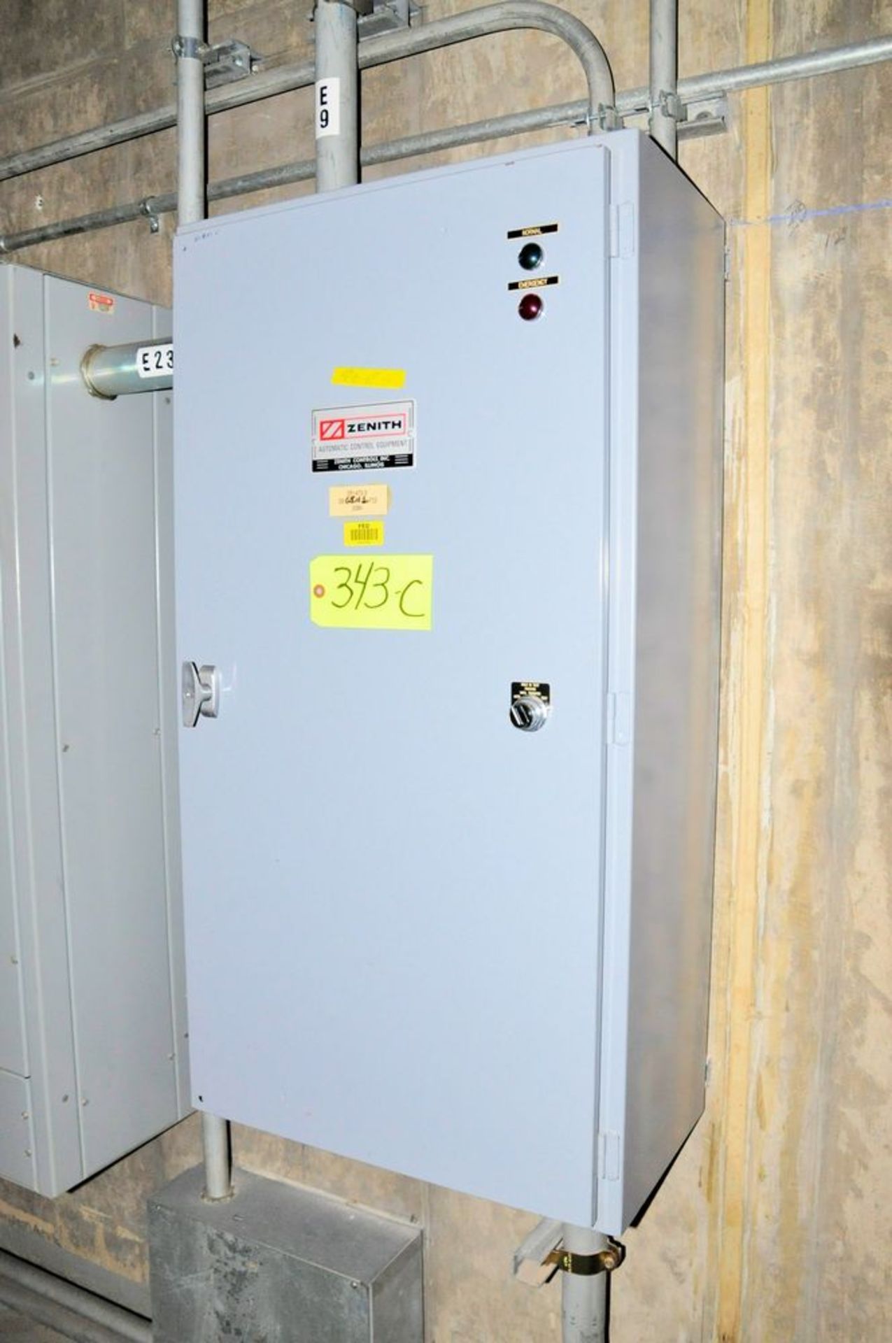 Zenith Model ZTS15E-4AAEHLLTUW-VS, Automatic Transfer Switch, S/n 124515, 400-Amp, 480v