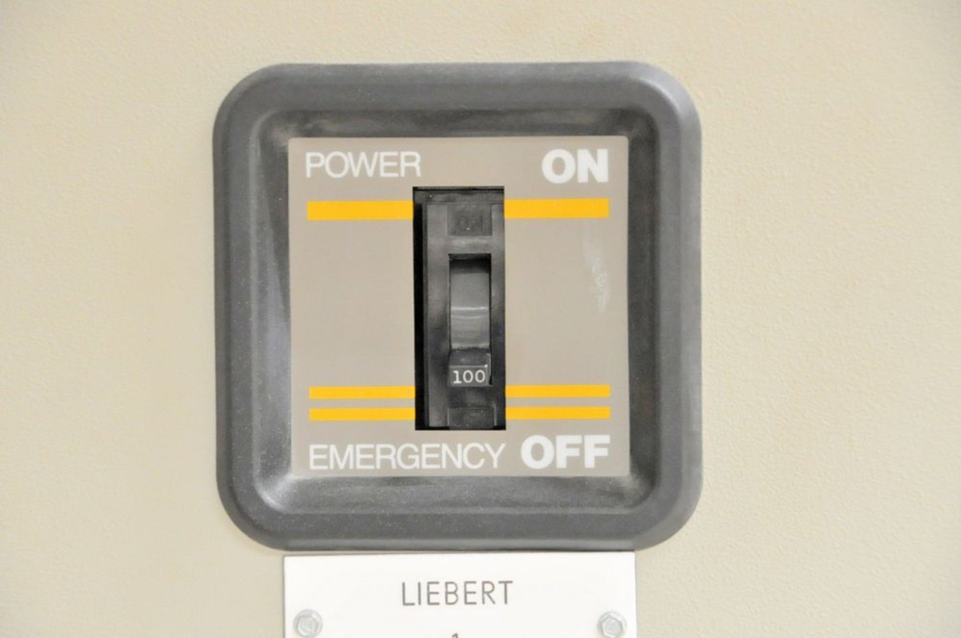 Liebert System 3 Environmental Room Control Unit, (Network Control Center Room), (1st Floor) - Image 3 of 3